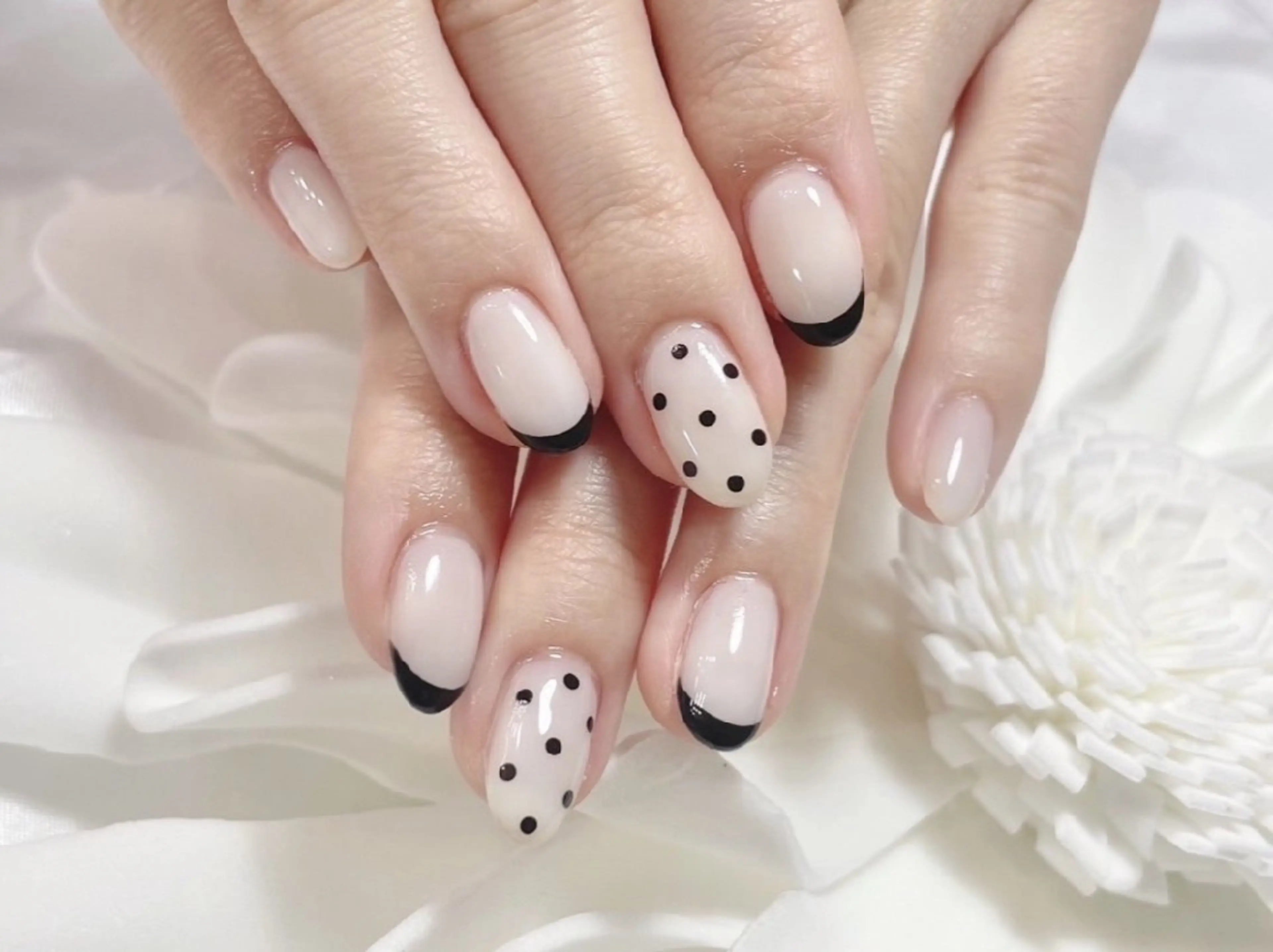 ネイル アートネイル フレンチネイル ジェルネイル ガラスフレンチ ハート Nailsalon Merci東中野のネイルデザイン