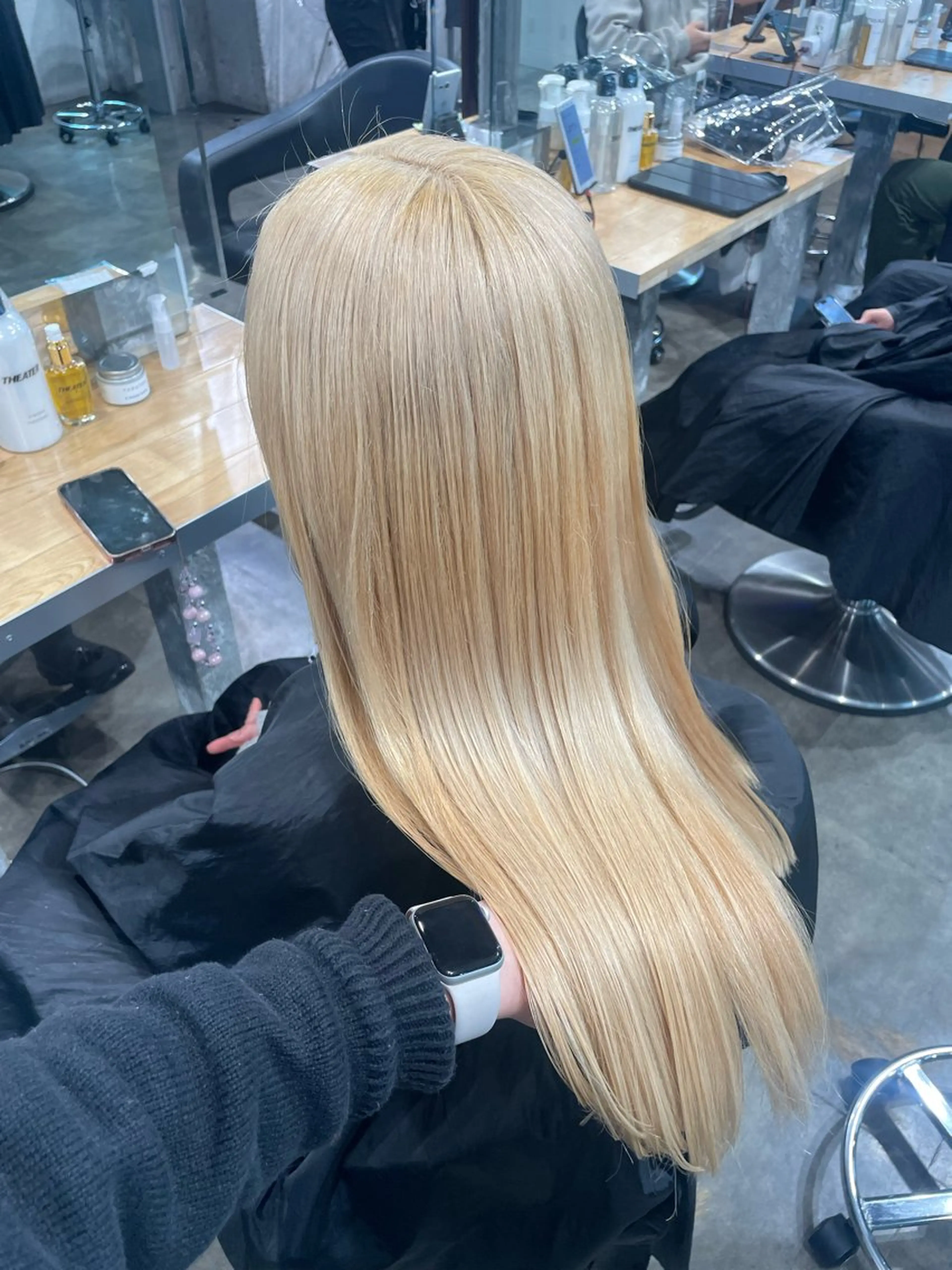 ロング カラー ヘアカラー ハイトーンブロンド 横浜💞ミオのヘアスタイル