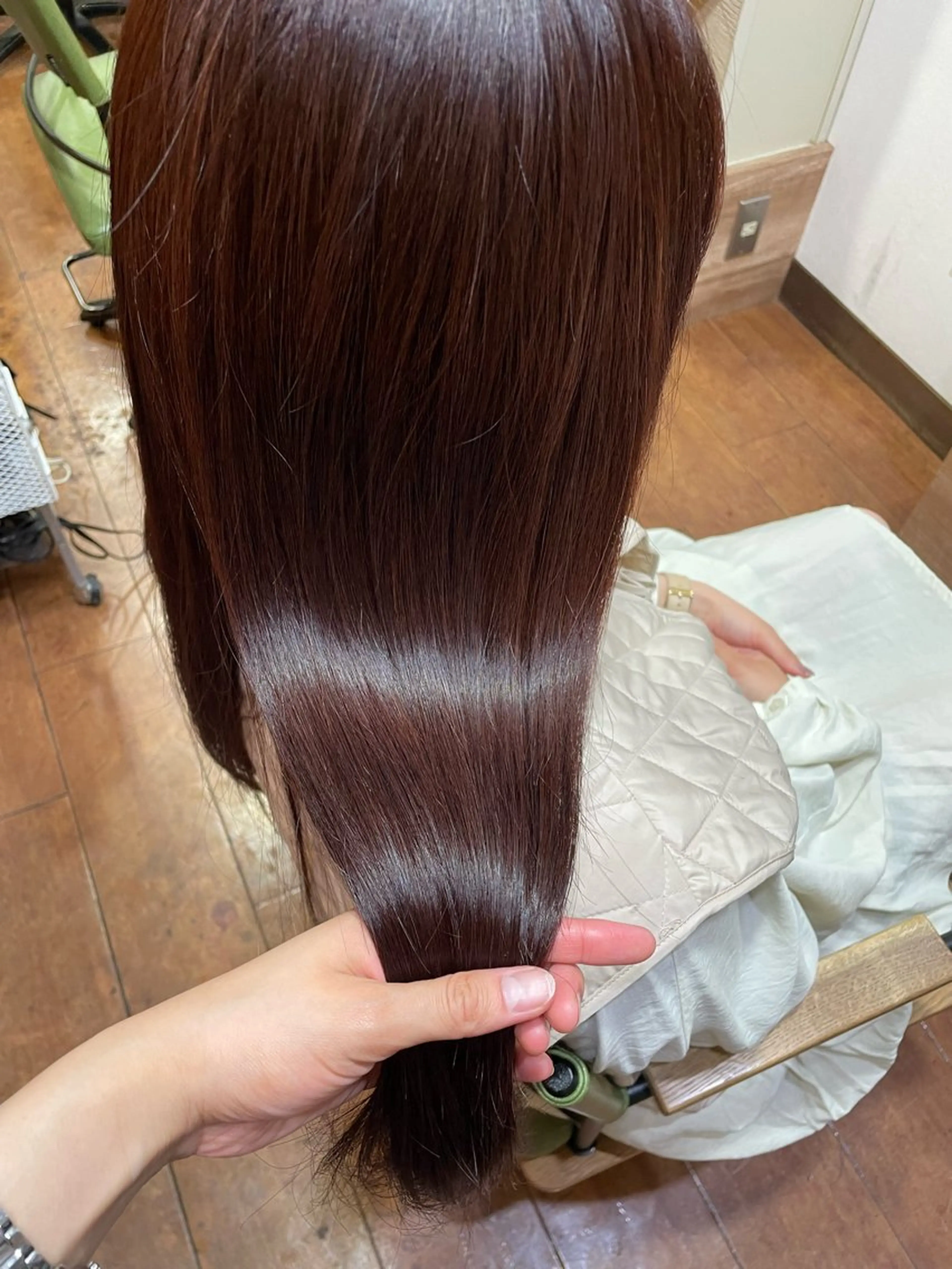 ロング 縮毛矯正 馬越 優のヘアスタイル
