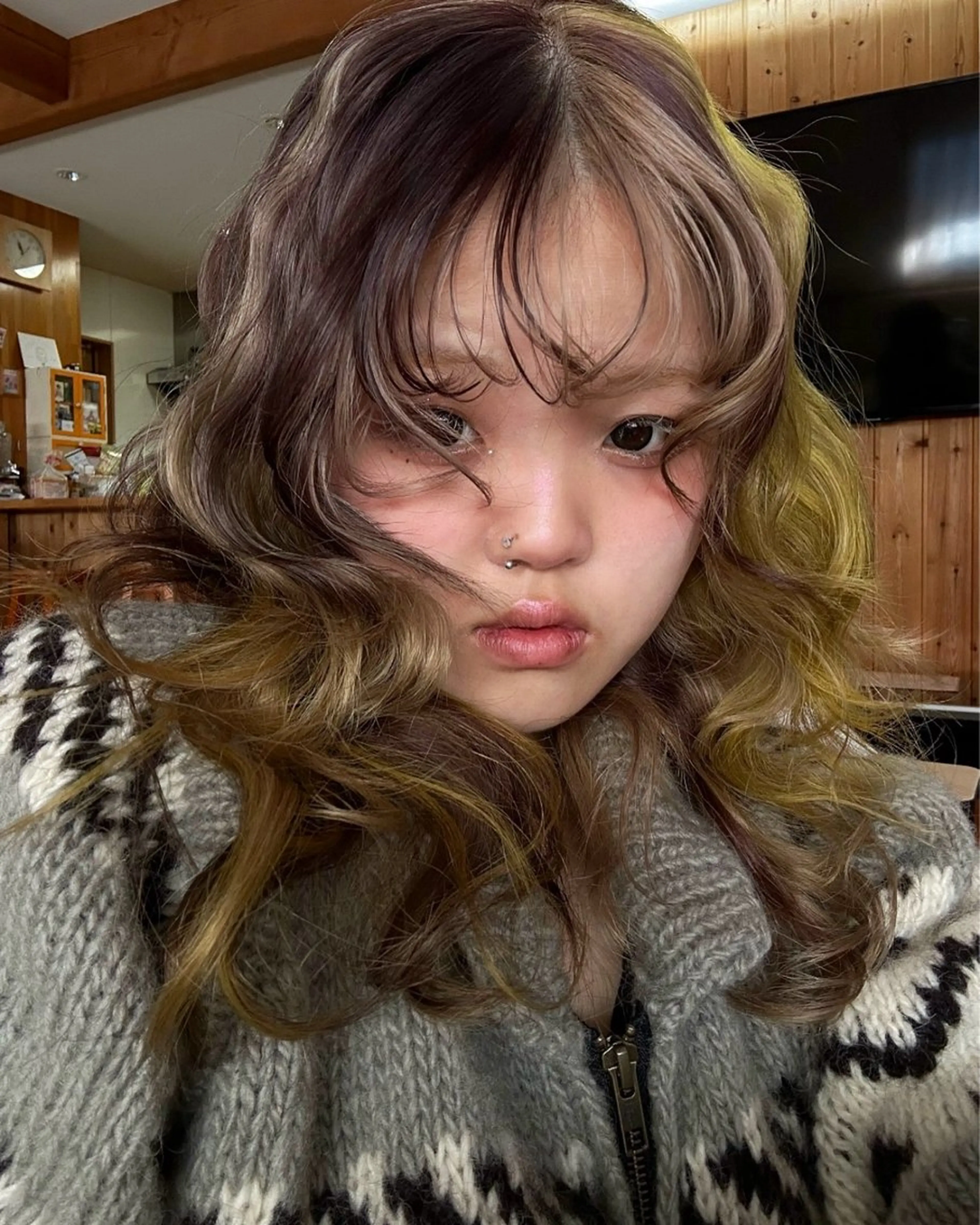 ロング カラー カット ヘアカラー haco＋所属・圧倒的デザイン力 店長🎨RENAのヘアスタイル