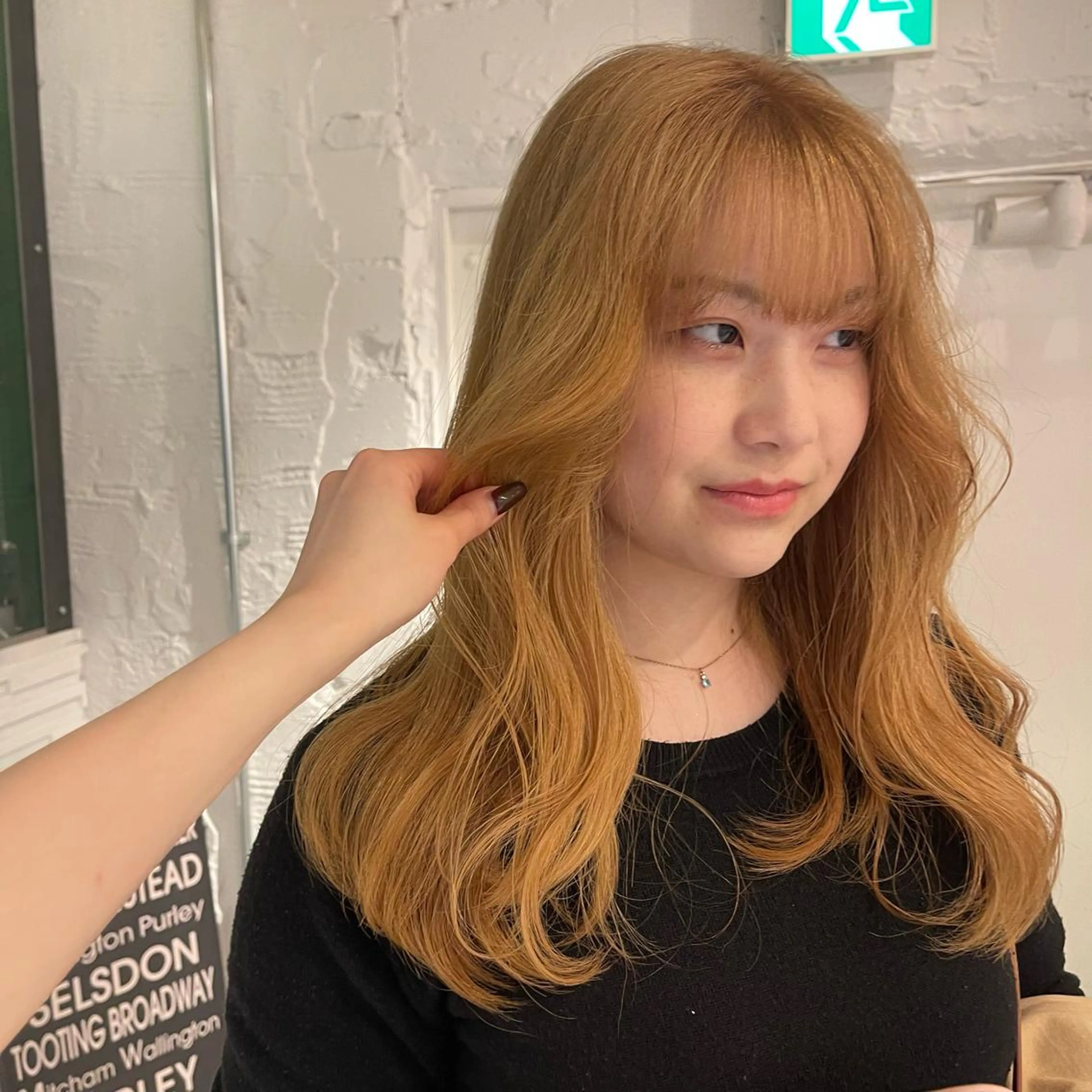 ロング カラー ヘアカラー トリートメント lunty miichiのヘアスタイル