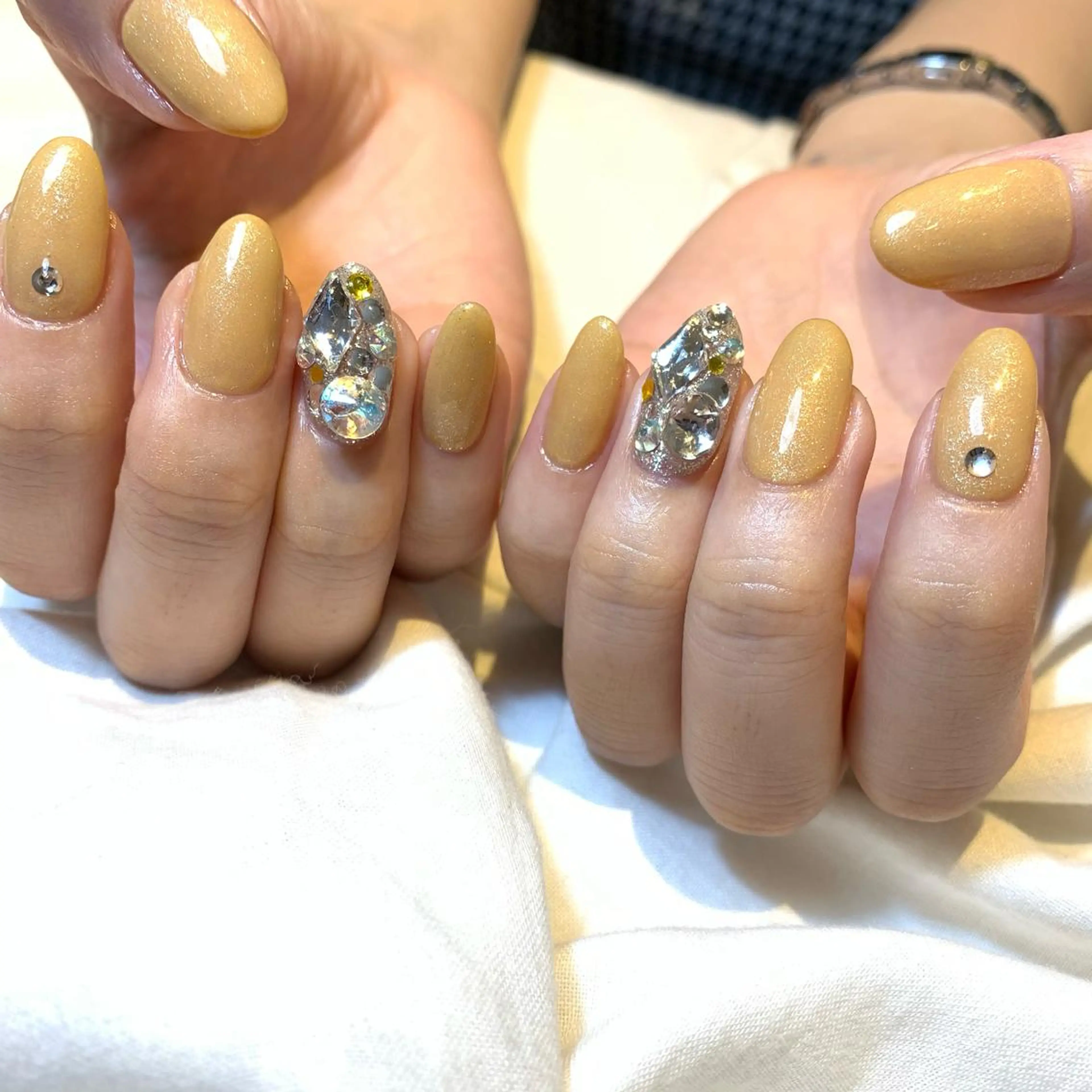 ネイル ハンドネイル 山本 理紗子のネイルデザイン