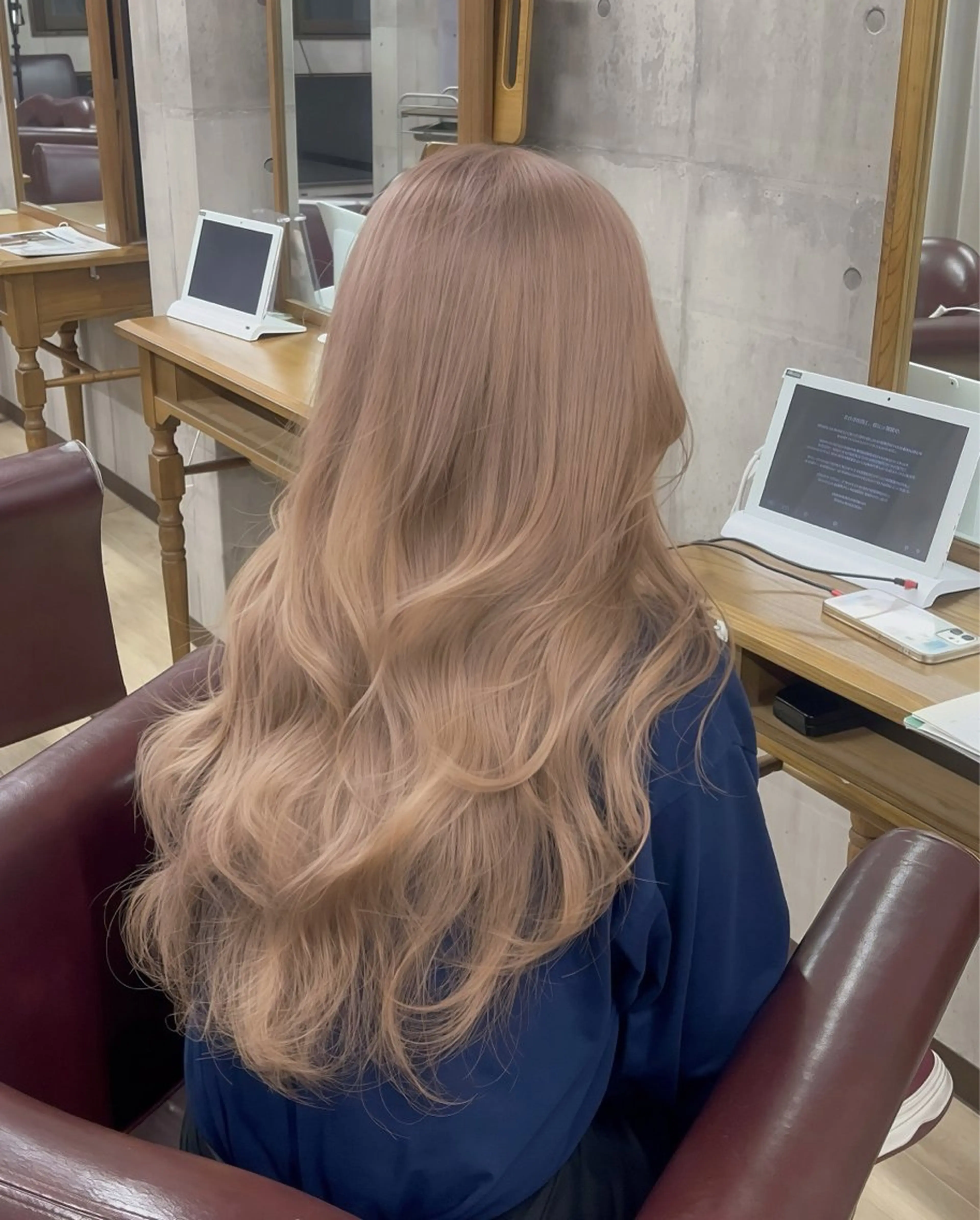 ロング カラー ヘアカラー トリートメント 頓所 大昂のヘアスタイル