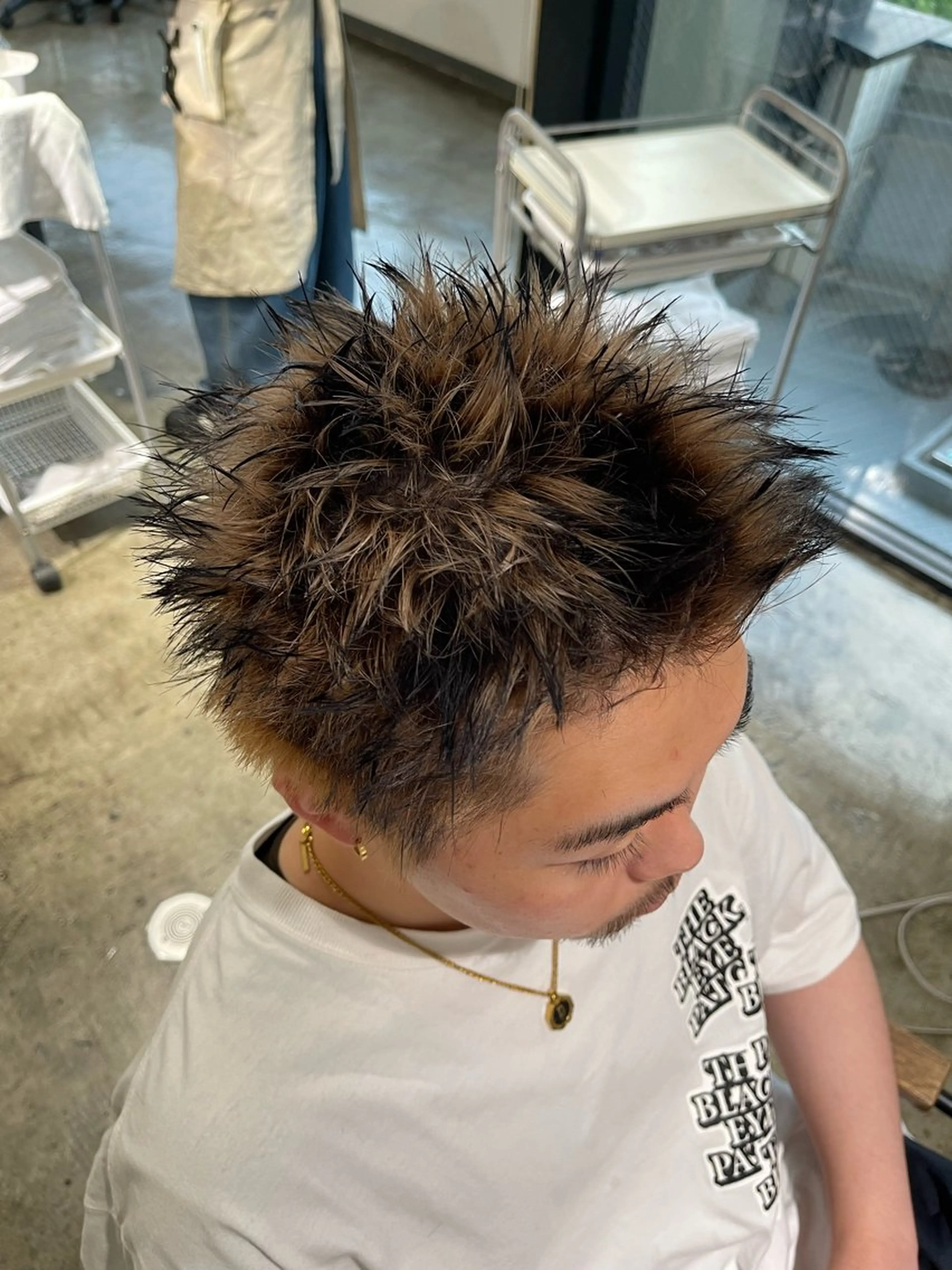 ショート 外国人風カラー ハイライト ショートヘア ウルフカット ヘアカラー メンズケアブリーチ 特化🔥村田のヘアスタイル