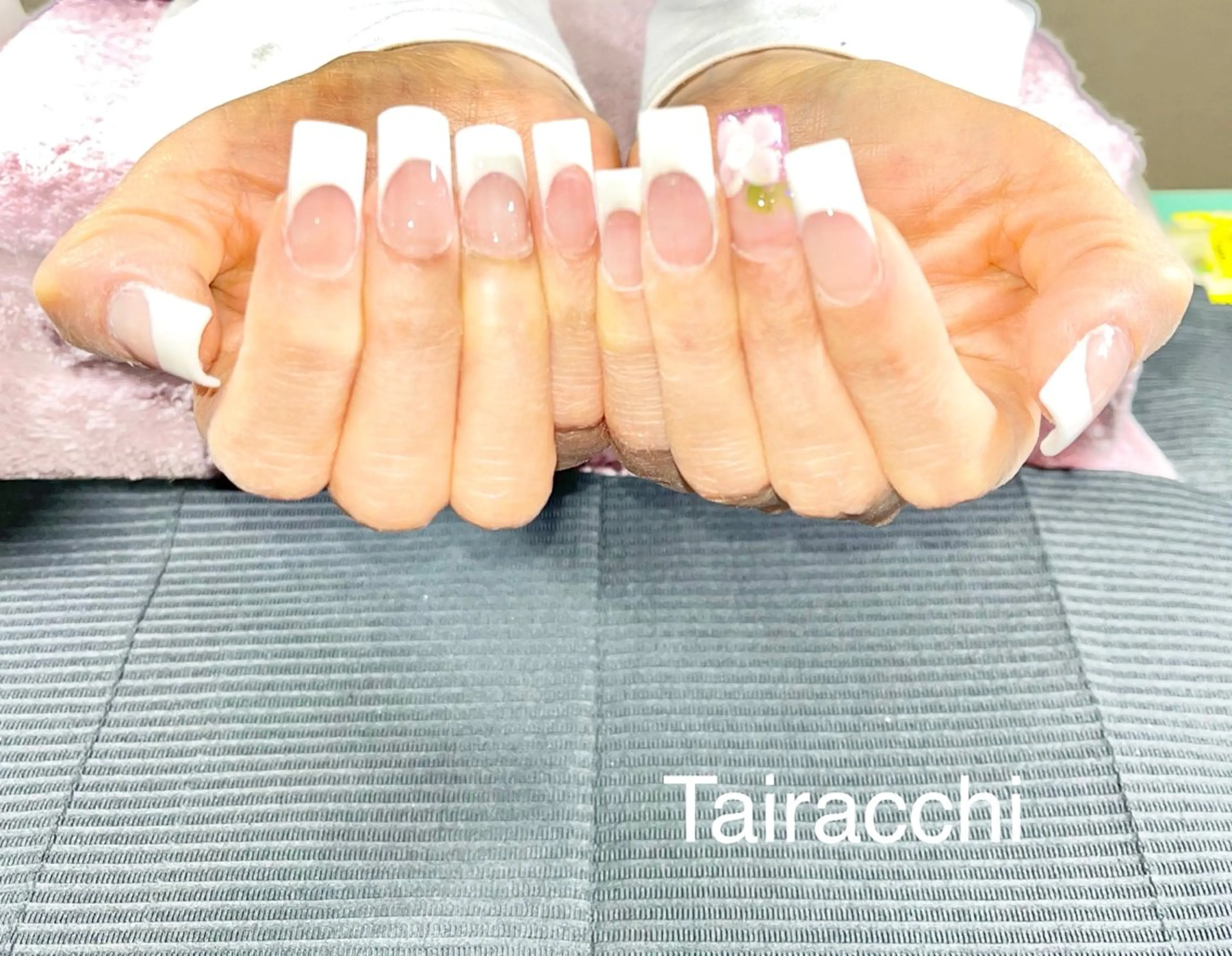 ネイル フレンチネイル スカルプネイル Tairacchi ﾀｲﾗｯﾁのネイルデザイン