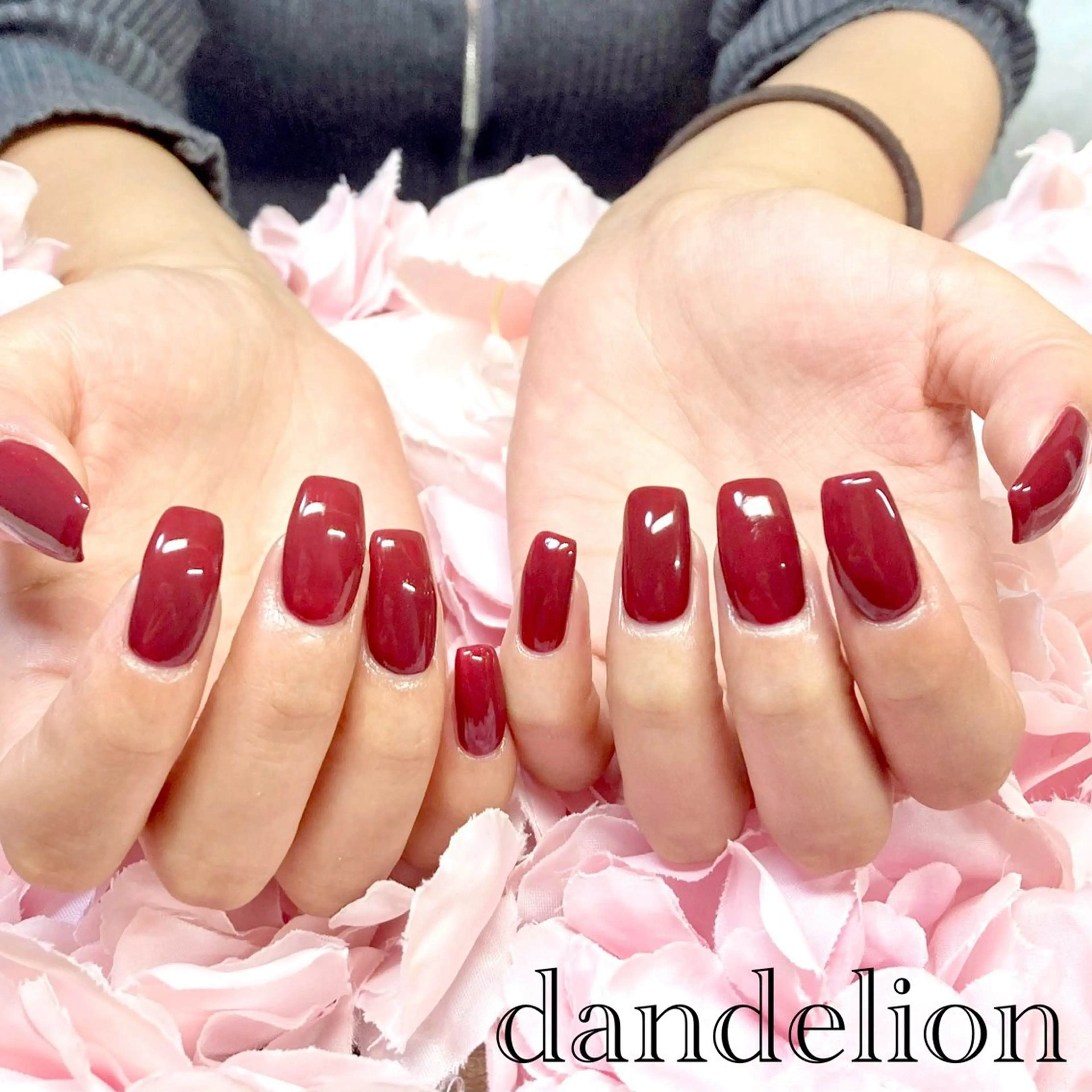 ネイル ハンドネイル ハンドケア dandelion ダンデライオンのネイルデザイン