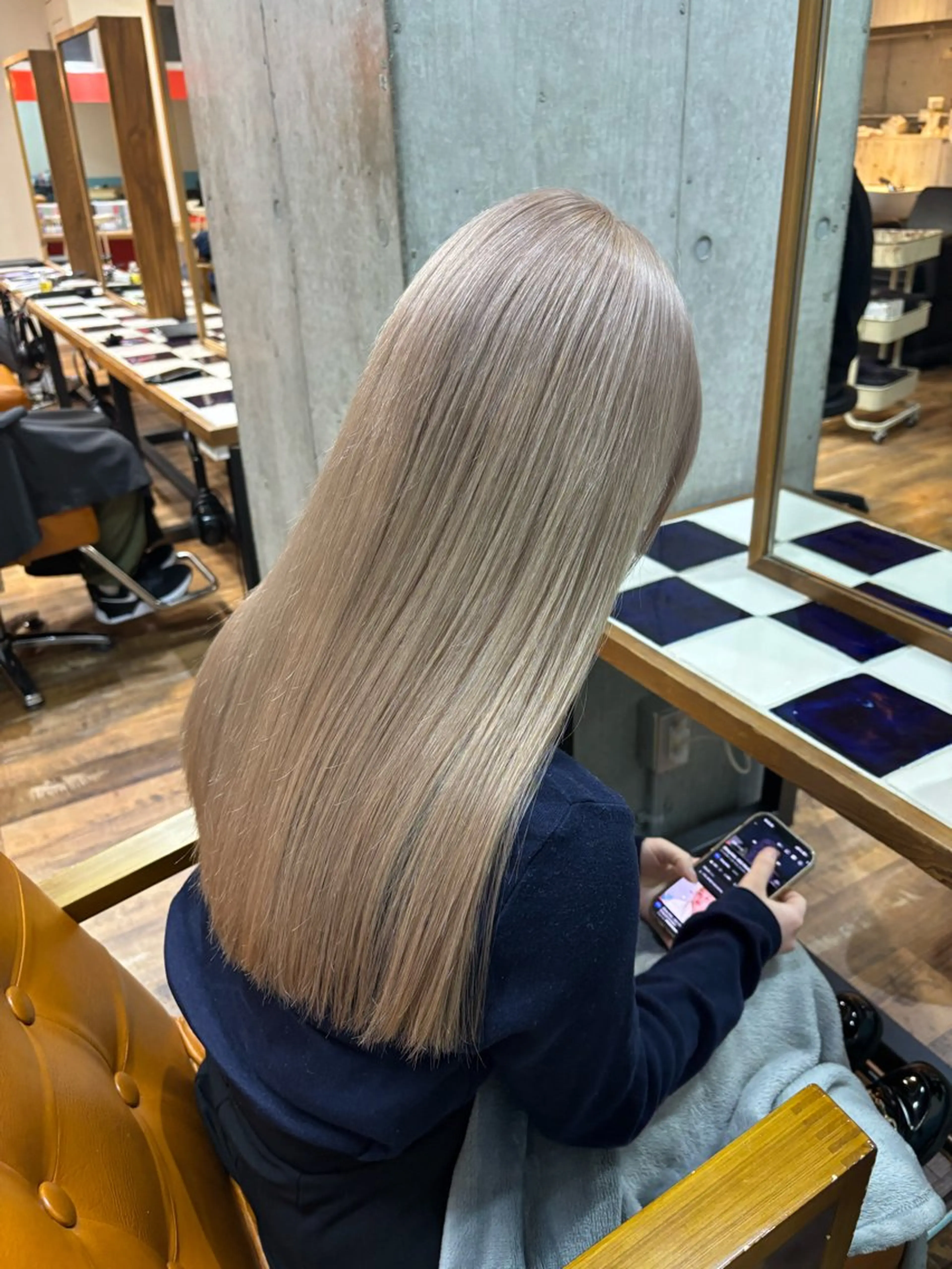 ロング カラー ヘアカラー 🧡カラー特化／ 透明感🧡カイトのヘアスタイル