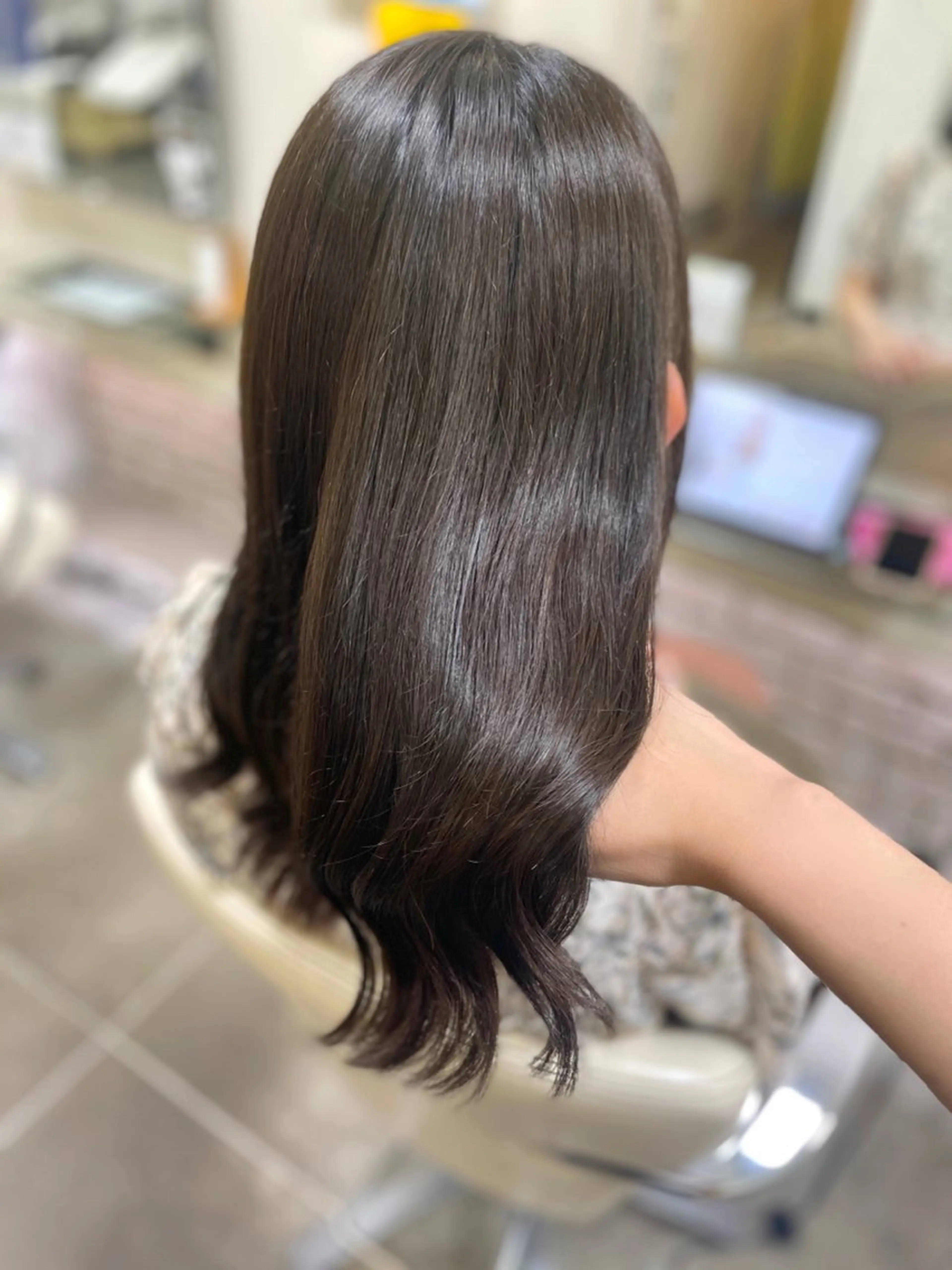 セミロング イエローカラー ヘアメイクニューヨーク根津店所属・リニューアルオープン ☆根津店齋藤のヘアスタイル