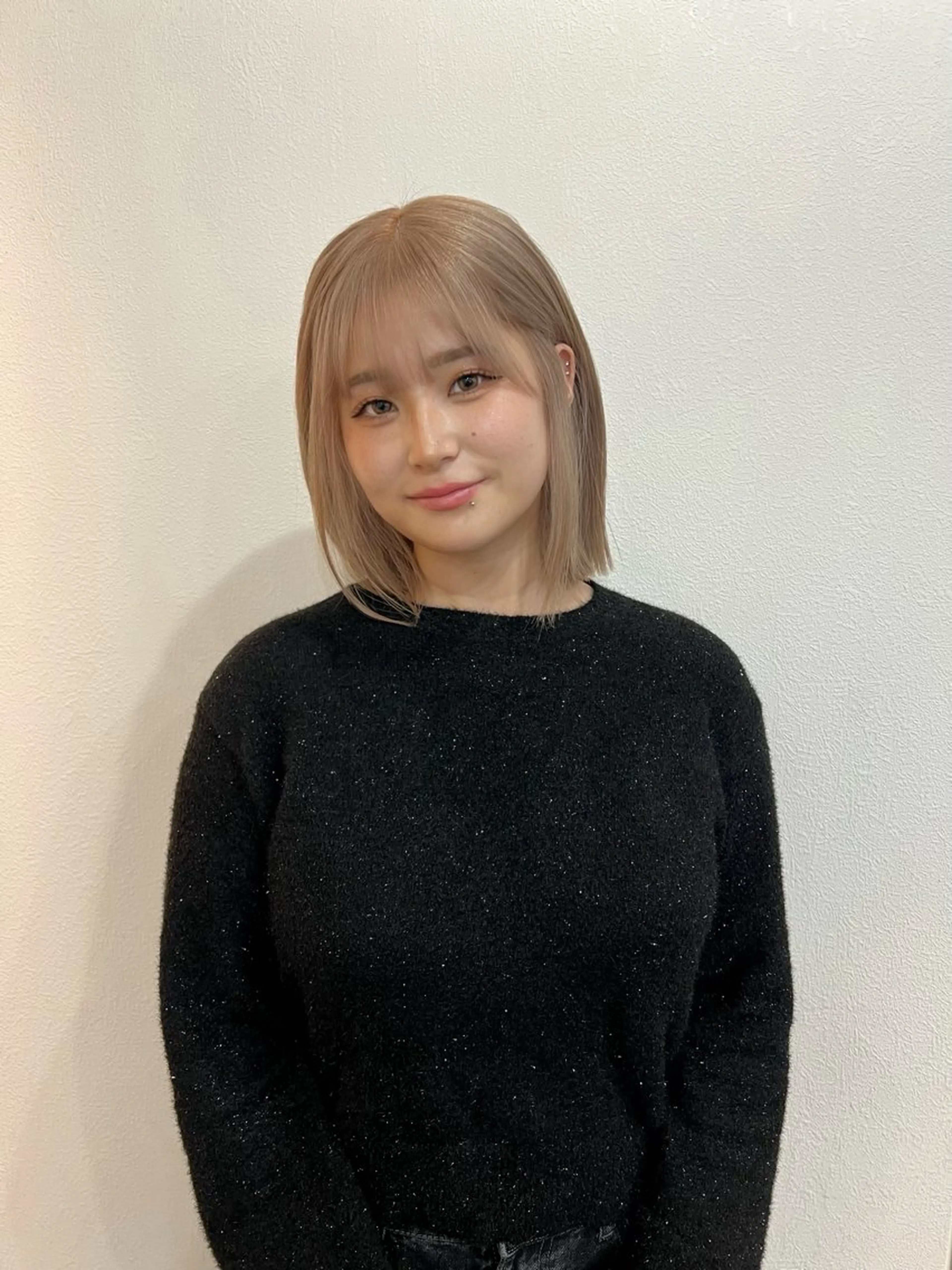 カラー ベージュカラー ミルクティーベージュ ヘアカラー いざわりお /梅田/ブリーチのヘアスタイル