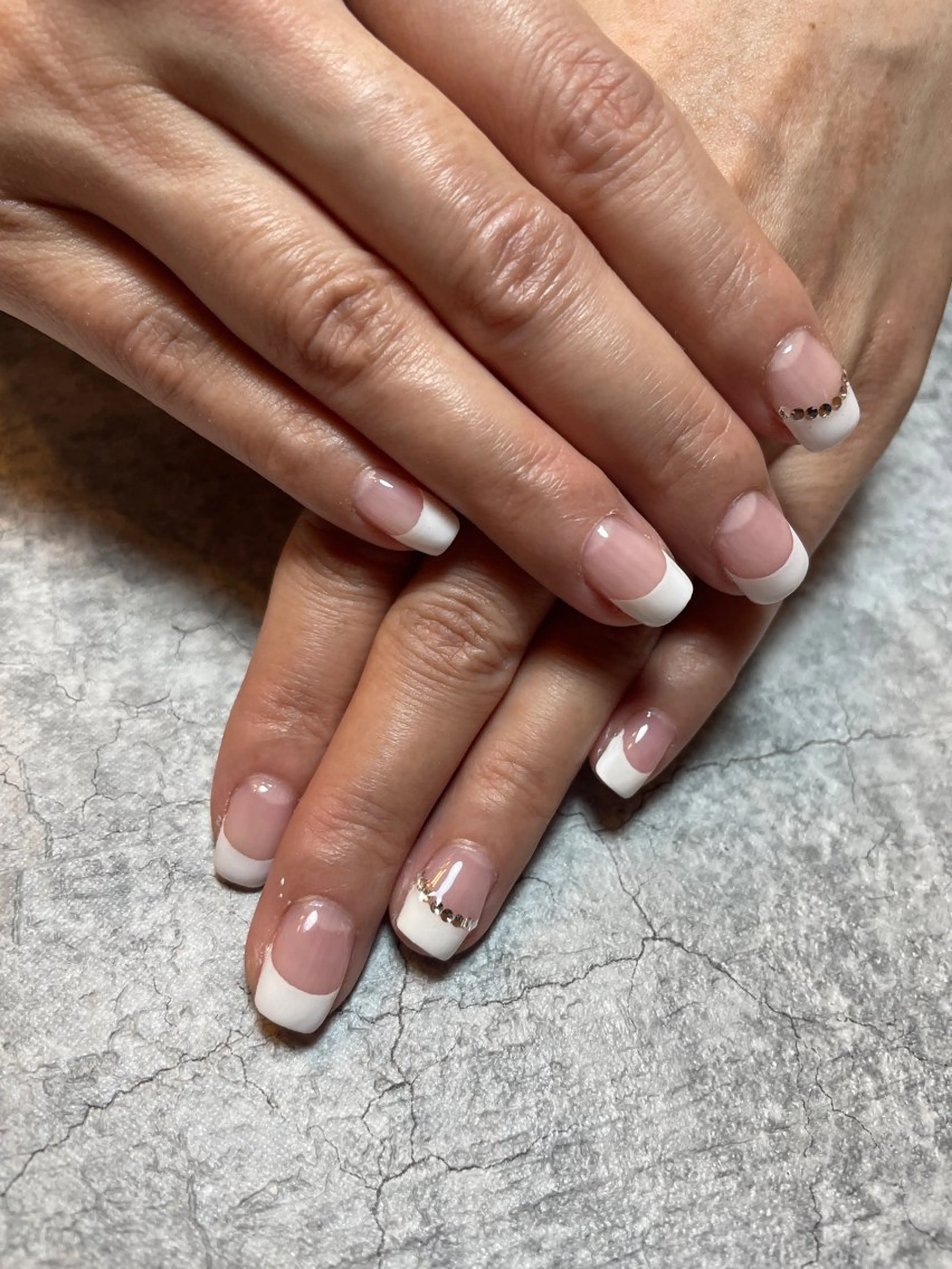 フレンチネイル💜オフあり🖐🏻の写真