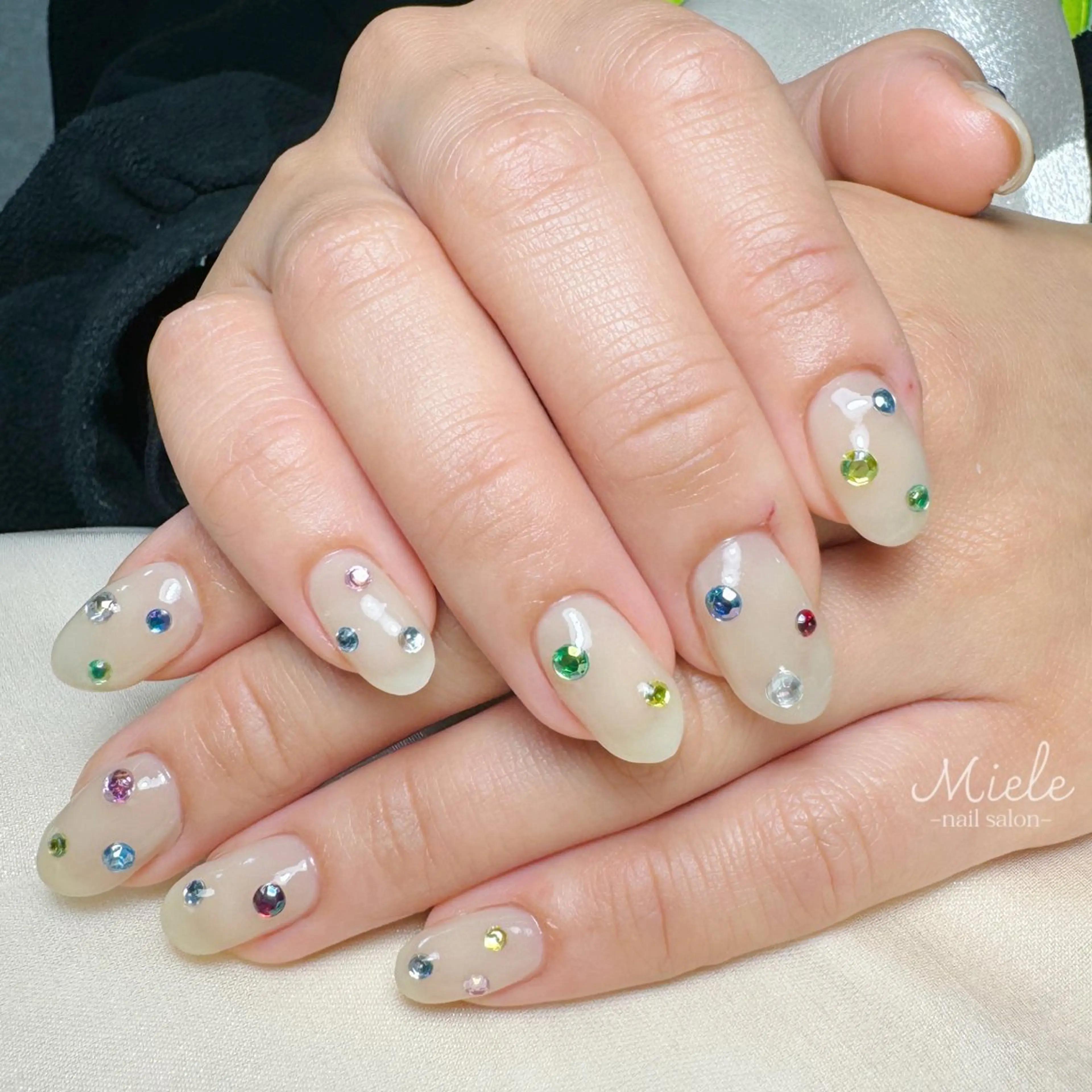 ネイル MieleNailSalon所属・miele nail ひな〈新大阪〉のネイルデザイン