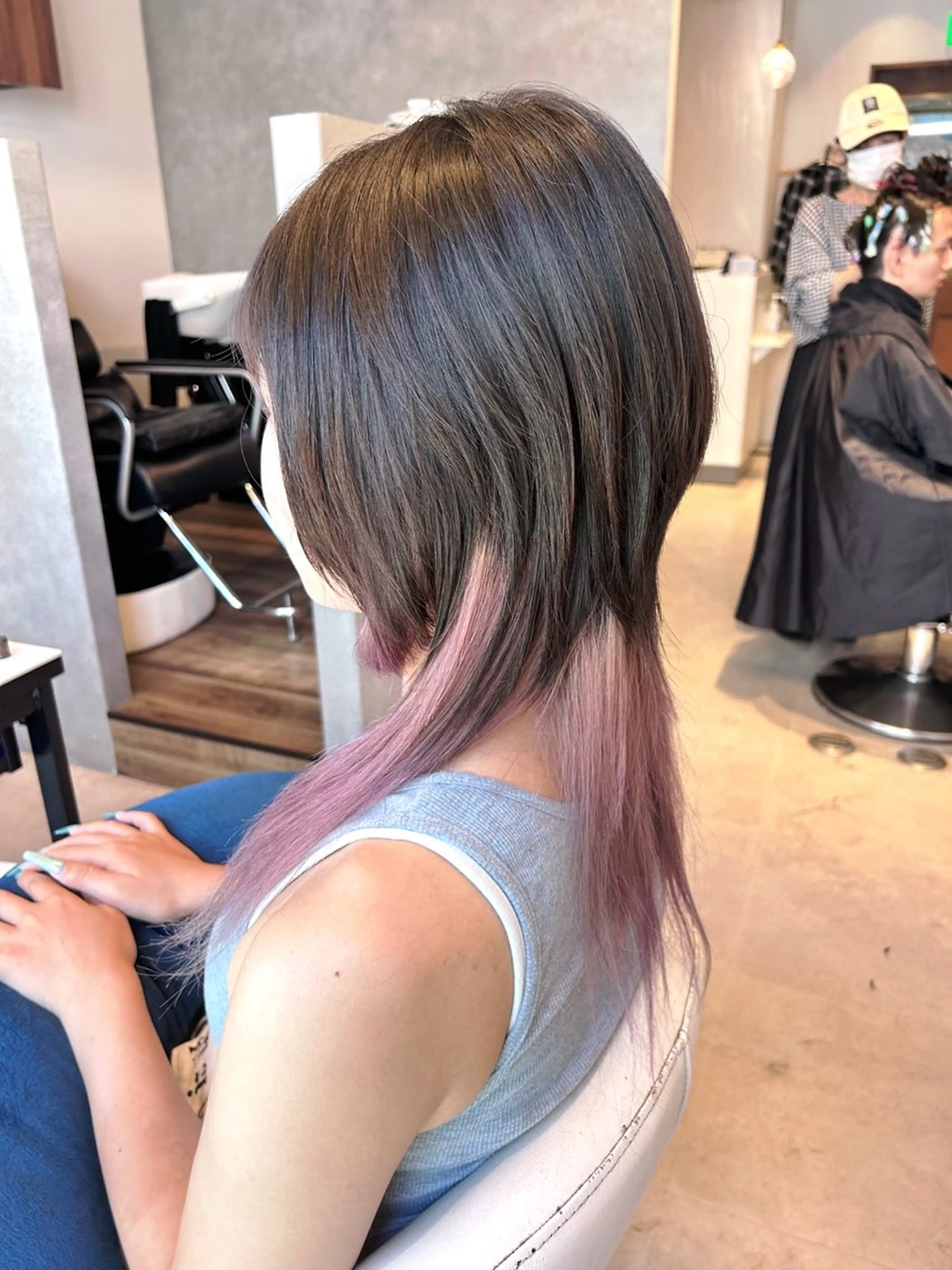ショート ウルフカット カット ヘアカラー 山田 守のヘアスタイル