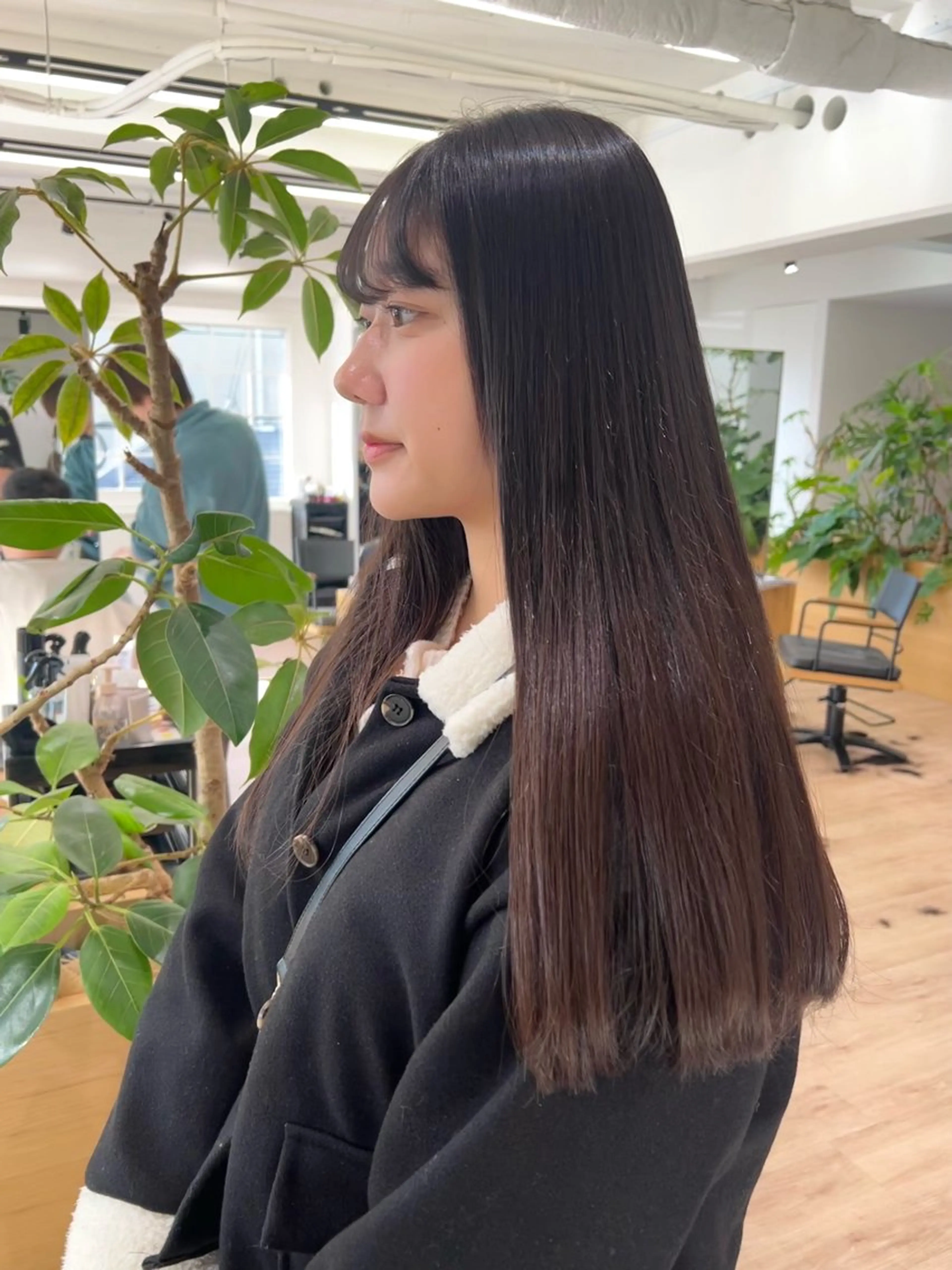 ロング カラー カット ヘアカラー トリートメント 田中 愛梨のヘアスタイル