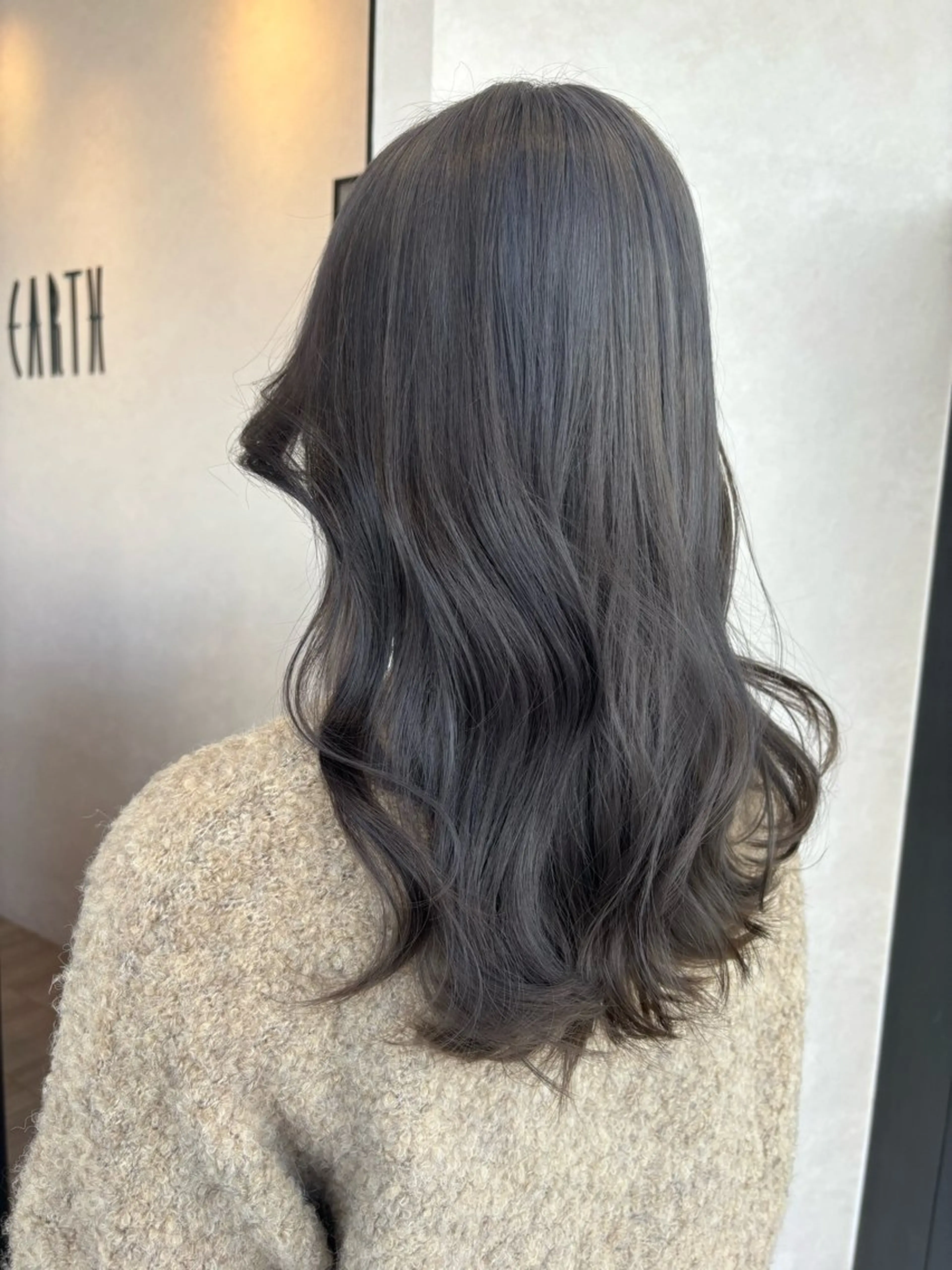 ロング カラー 石坂 瀬音のヘアスタイル