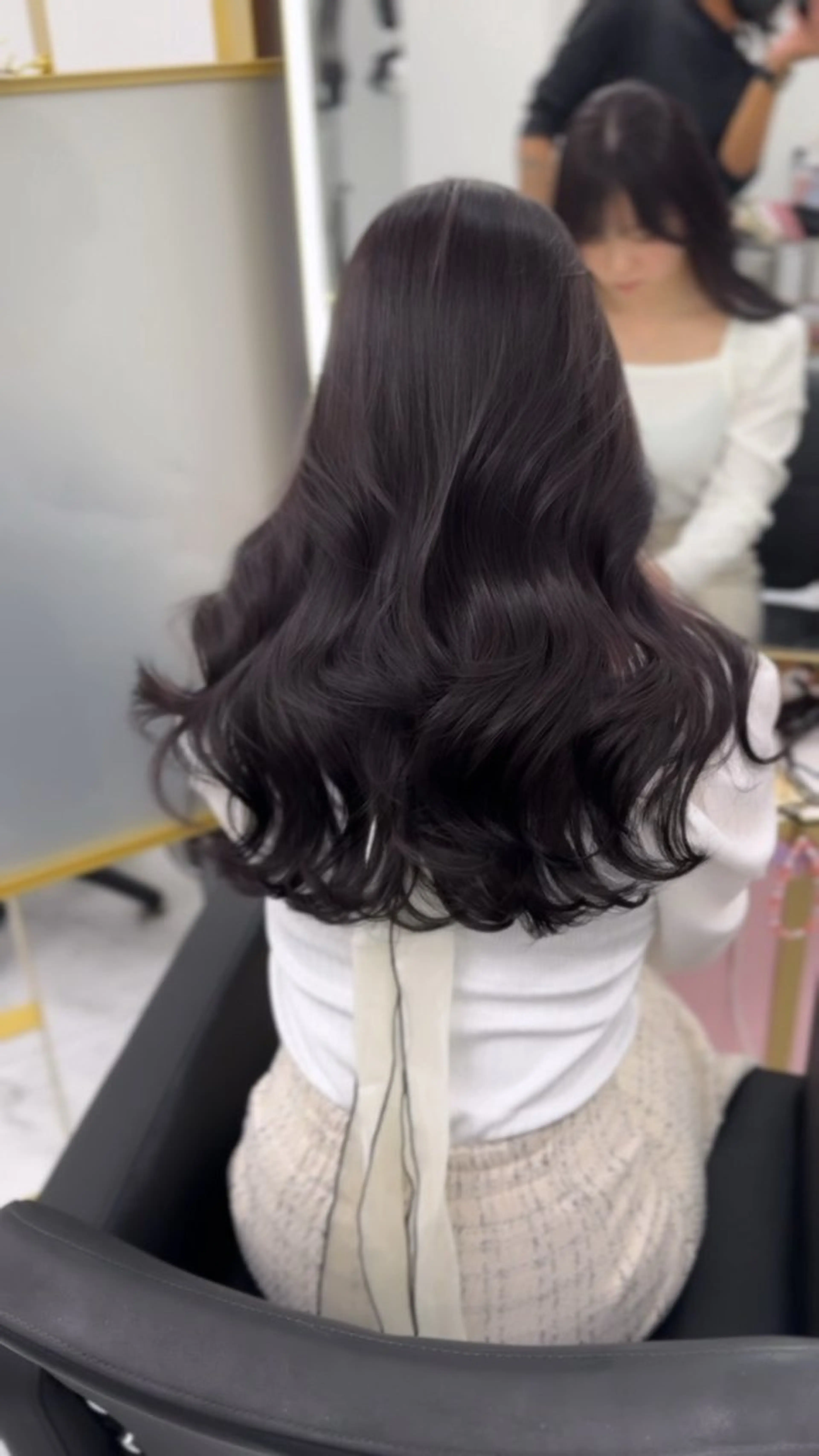 ロング 無料カット/原宿/ オリーブカラーこはるのヘアスタイル