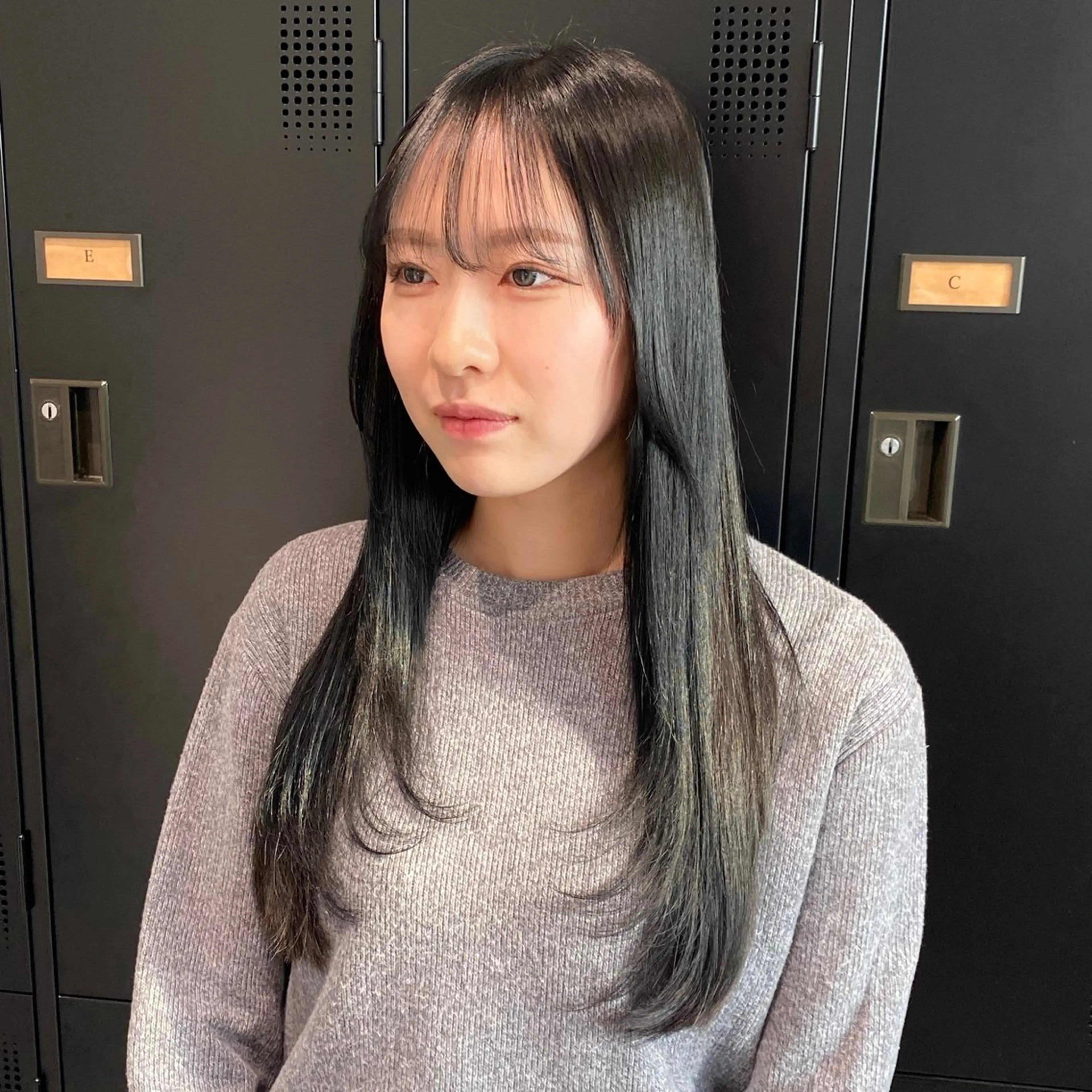 ロング カラー カット ヘアカラー 韓国ヘア AINA🐱のヘアスタイル
