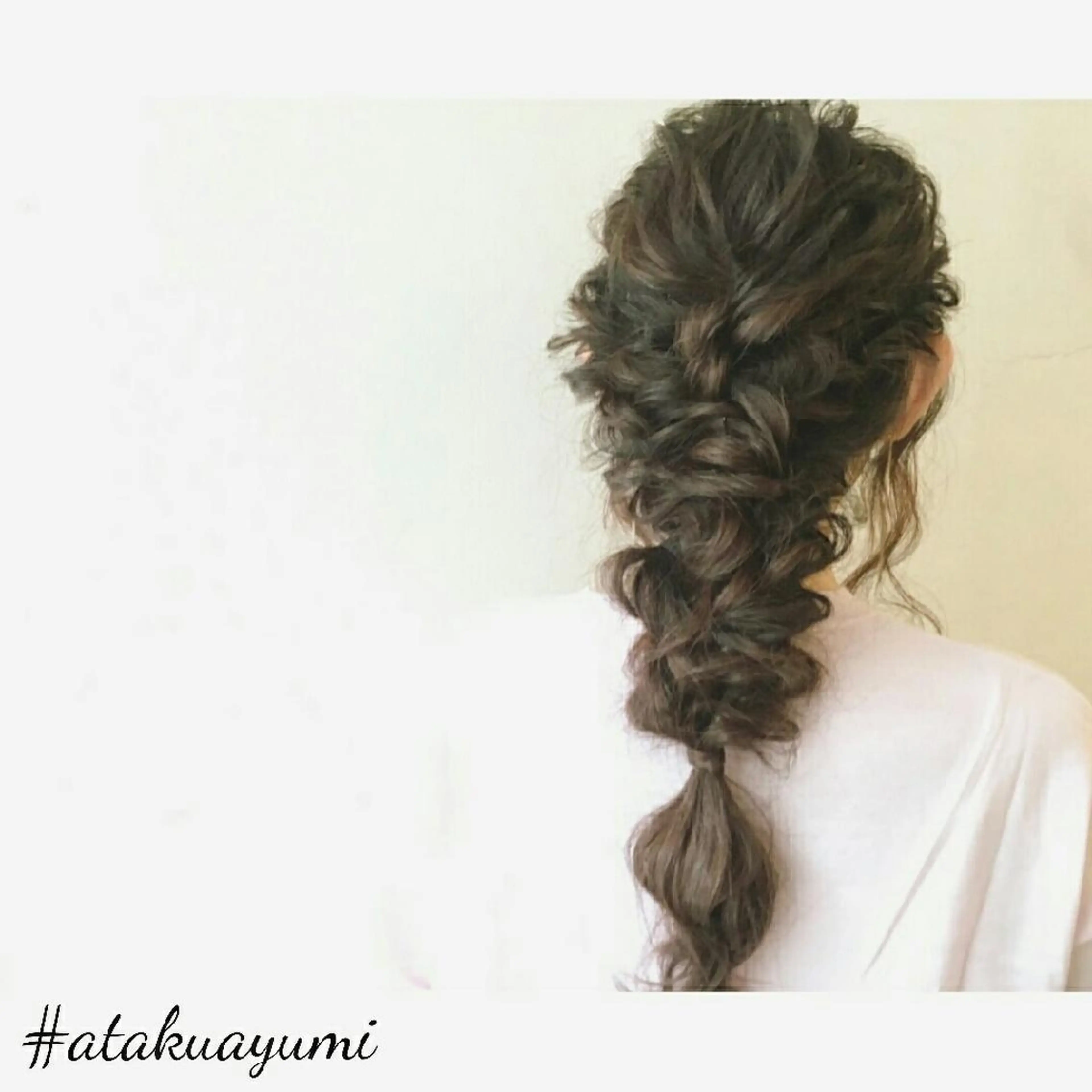 セミロング ヘアアレンジ ⭐️ アユミ⭐️のヘアスタイル