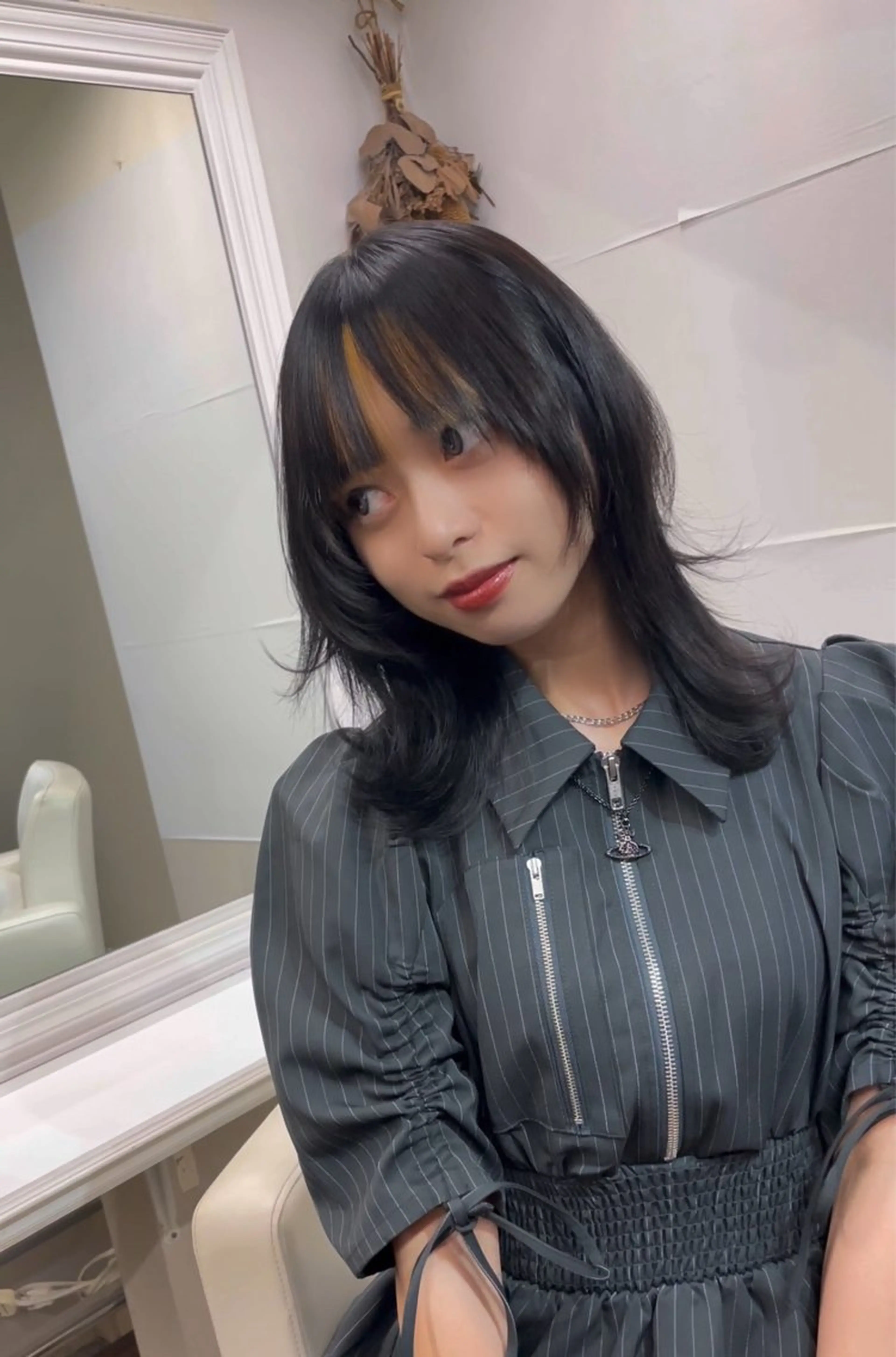 ミディアム 韓国風ヘア ウルフカット カット ヘアカラー トリートメント TMJ所属・バズる韓国ヘア 🇰🇷溝邊　拓麿のヘアスタイル