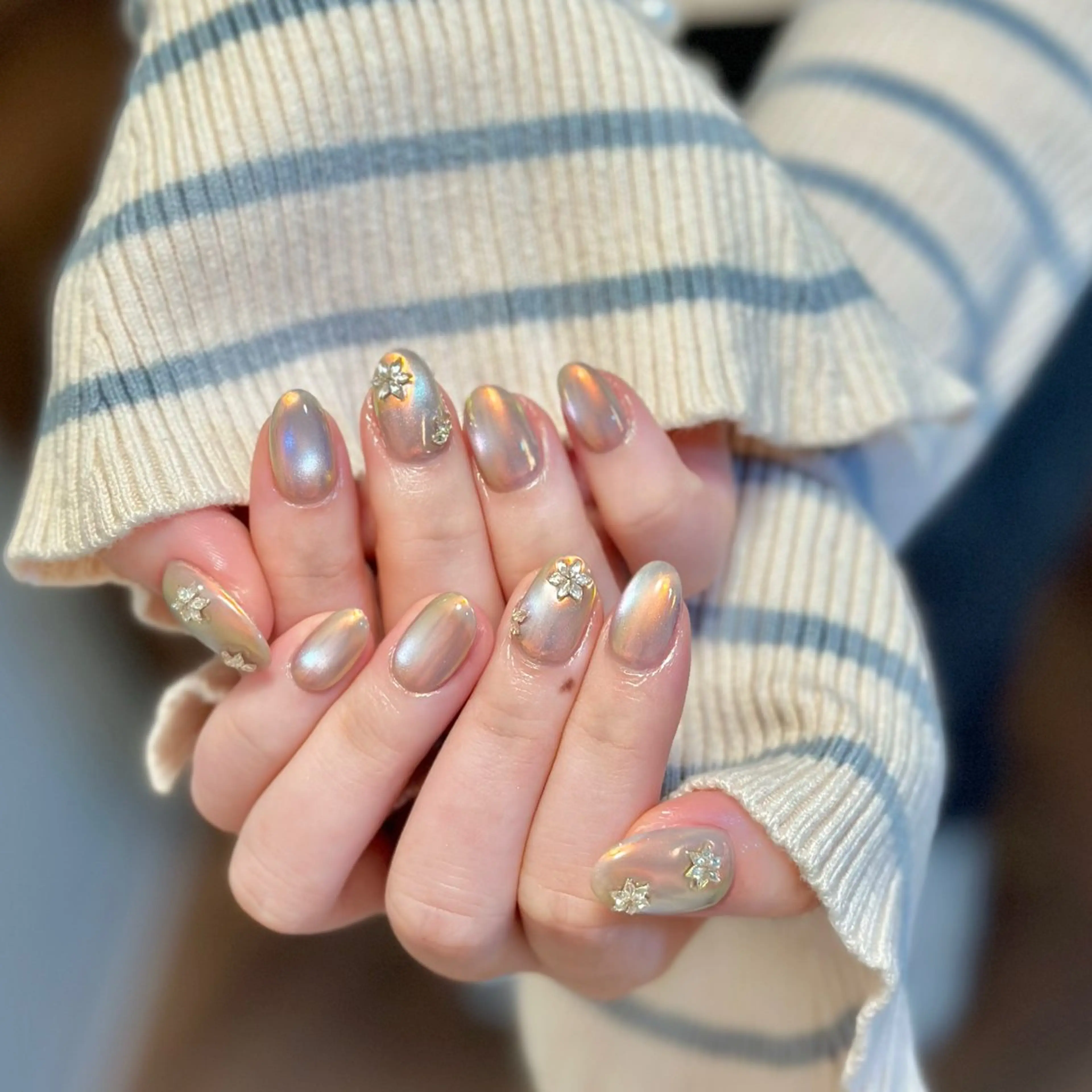 ネイル マグネットネイル ミラーネイル UnicornNail所属・Unicorn Nail 矢場町店のネイルデザイン