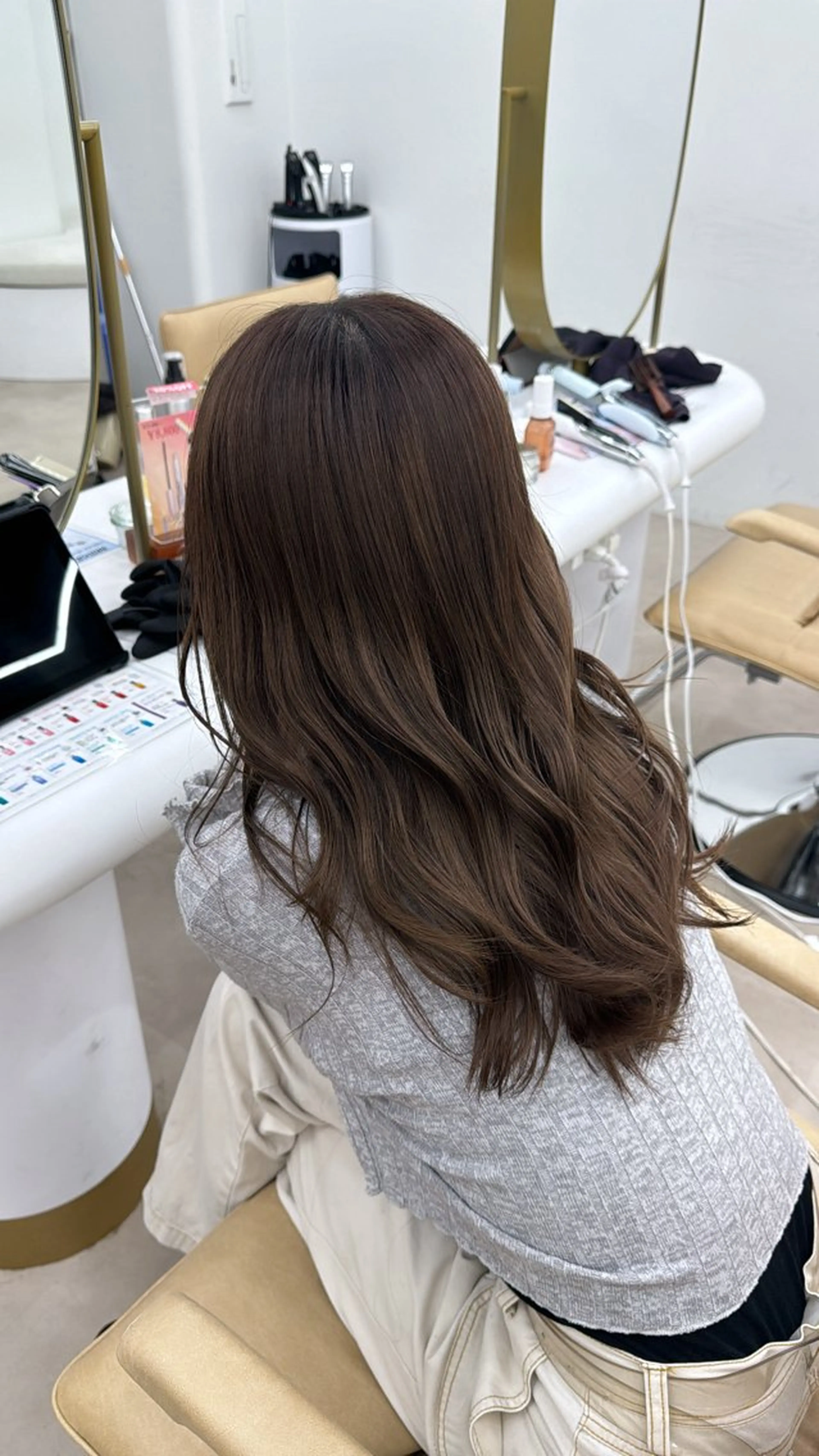 ロング ヘアカラー 透明感カラー🫧⌇ 青🫐🩵のヘアスタイル