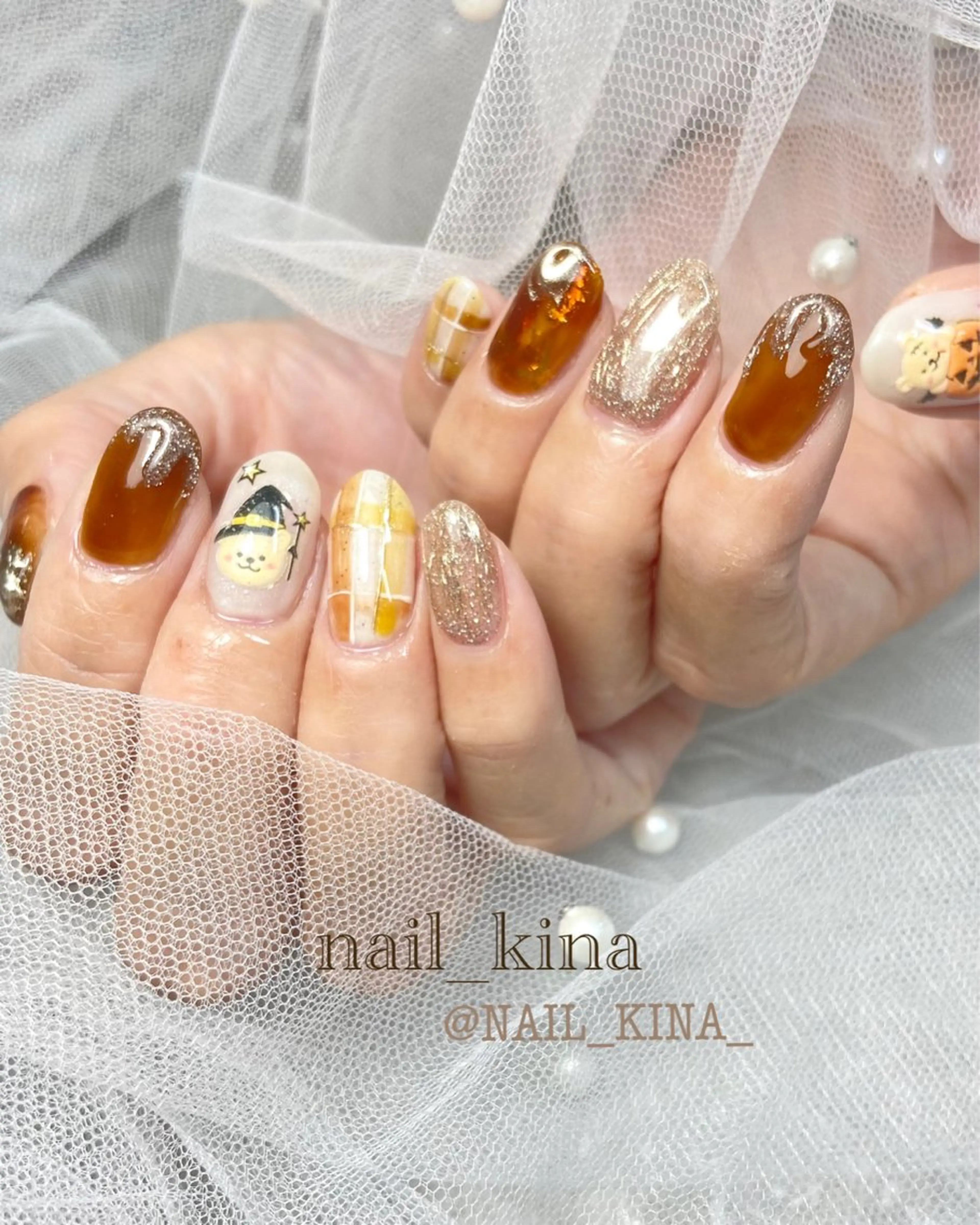 ネイル べっ甲ネイル ブラウン ハロウィン ハンドネイル nail_ kinaのネイルデザイン