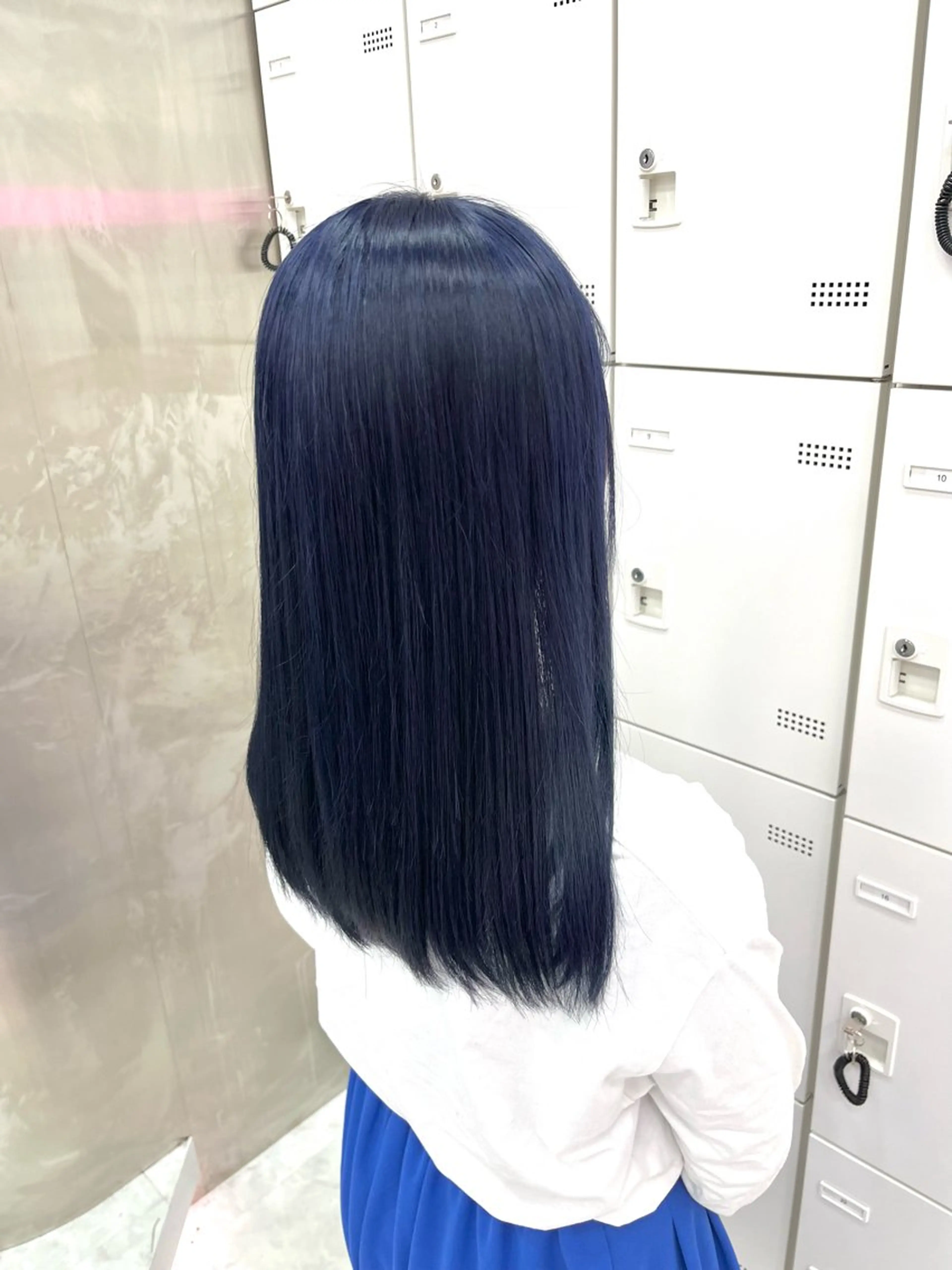 ロング ヘアカラー トリートメント ヘッドスパ ヘアセット ❤︎ワンホンガーリー なハイトーンヘア❤︎のヘアスタイル
