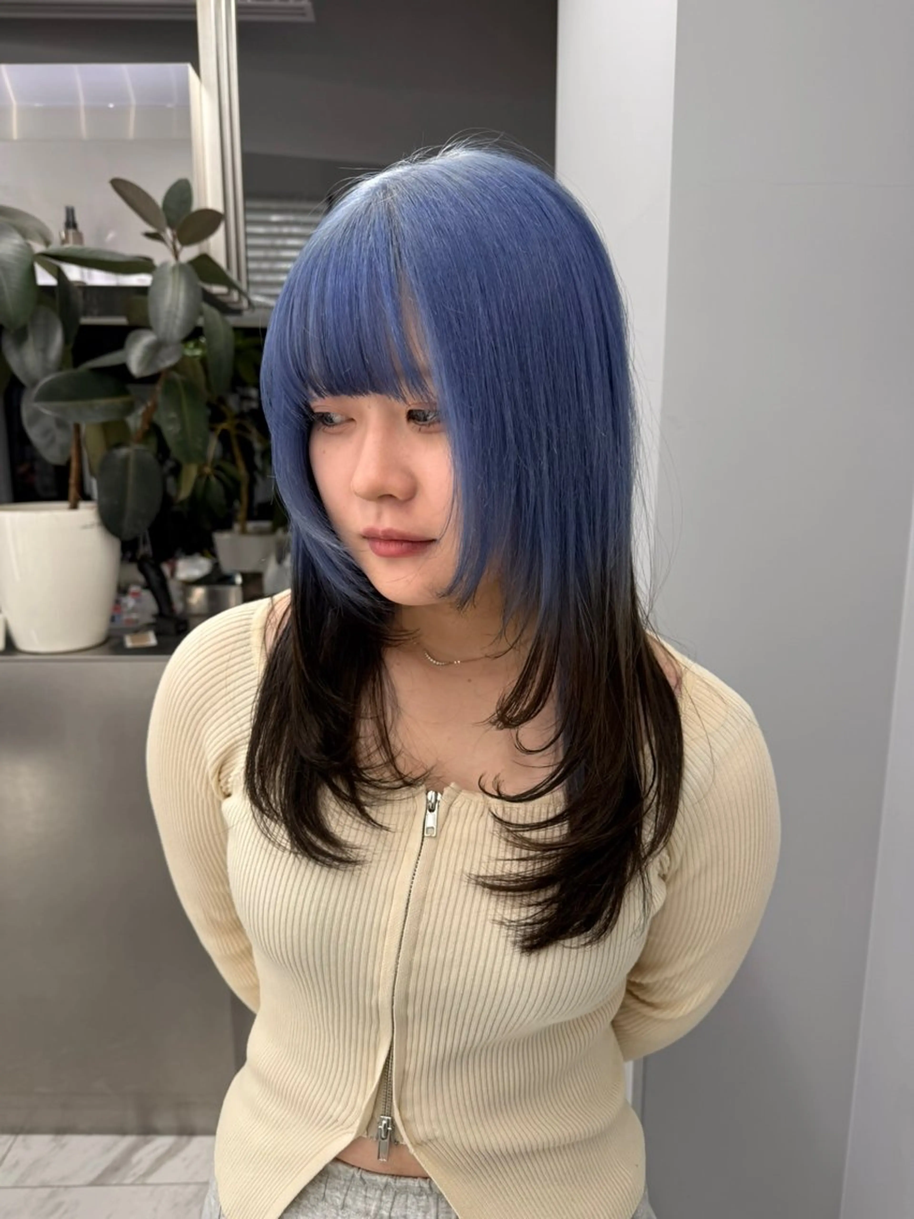 ロング カラー カット ヘアカラー トリートメント 新宿ケアブリーチ 稲垣颯太のヘアスタイル