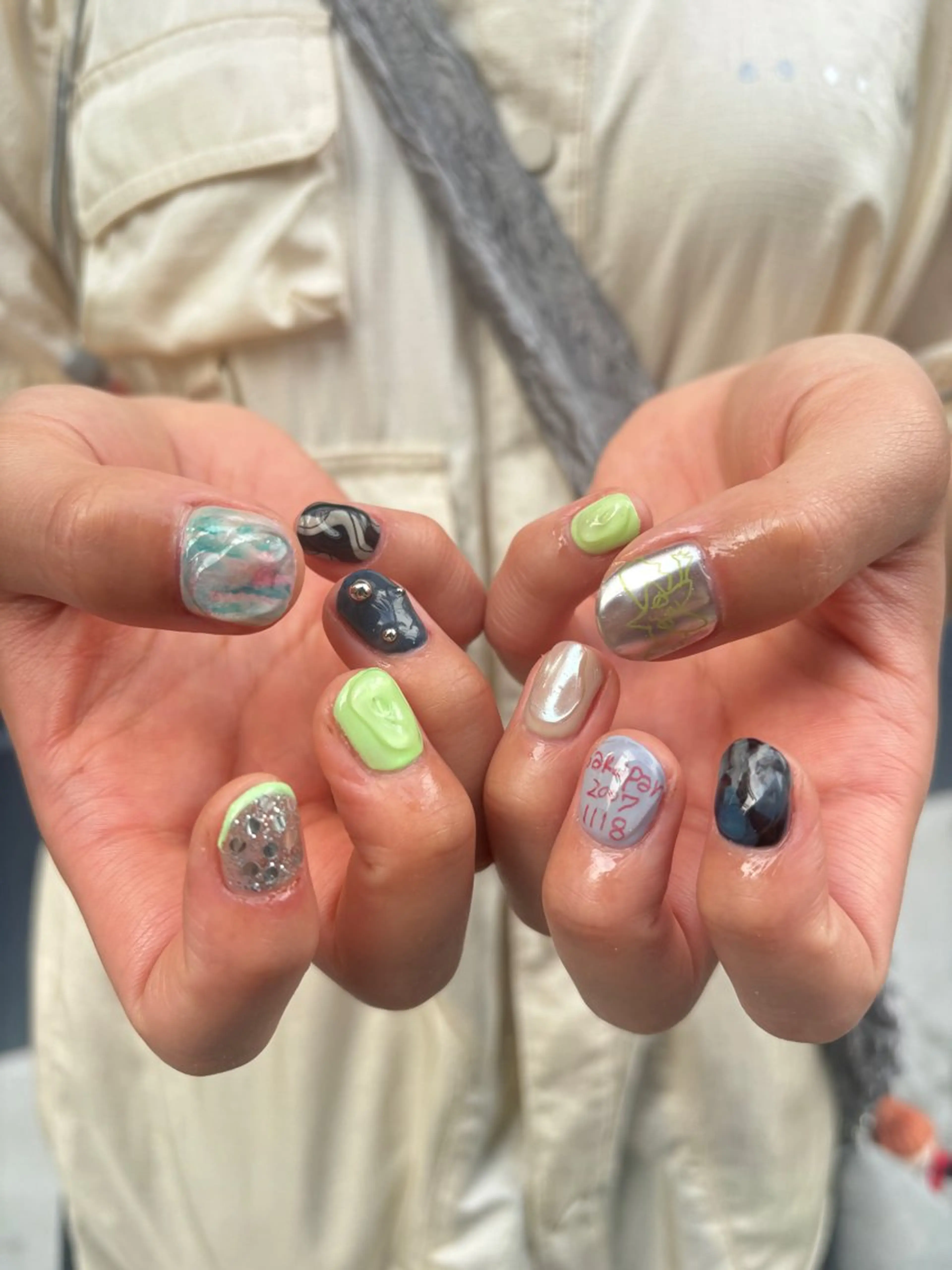 ネイル ハンドネイル sister  mohawk所属・chika ／ nailのネイルデザイン