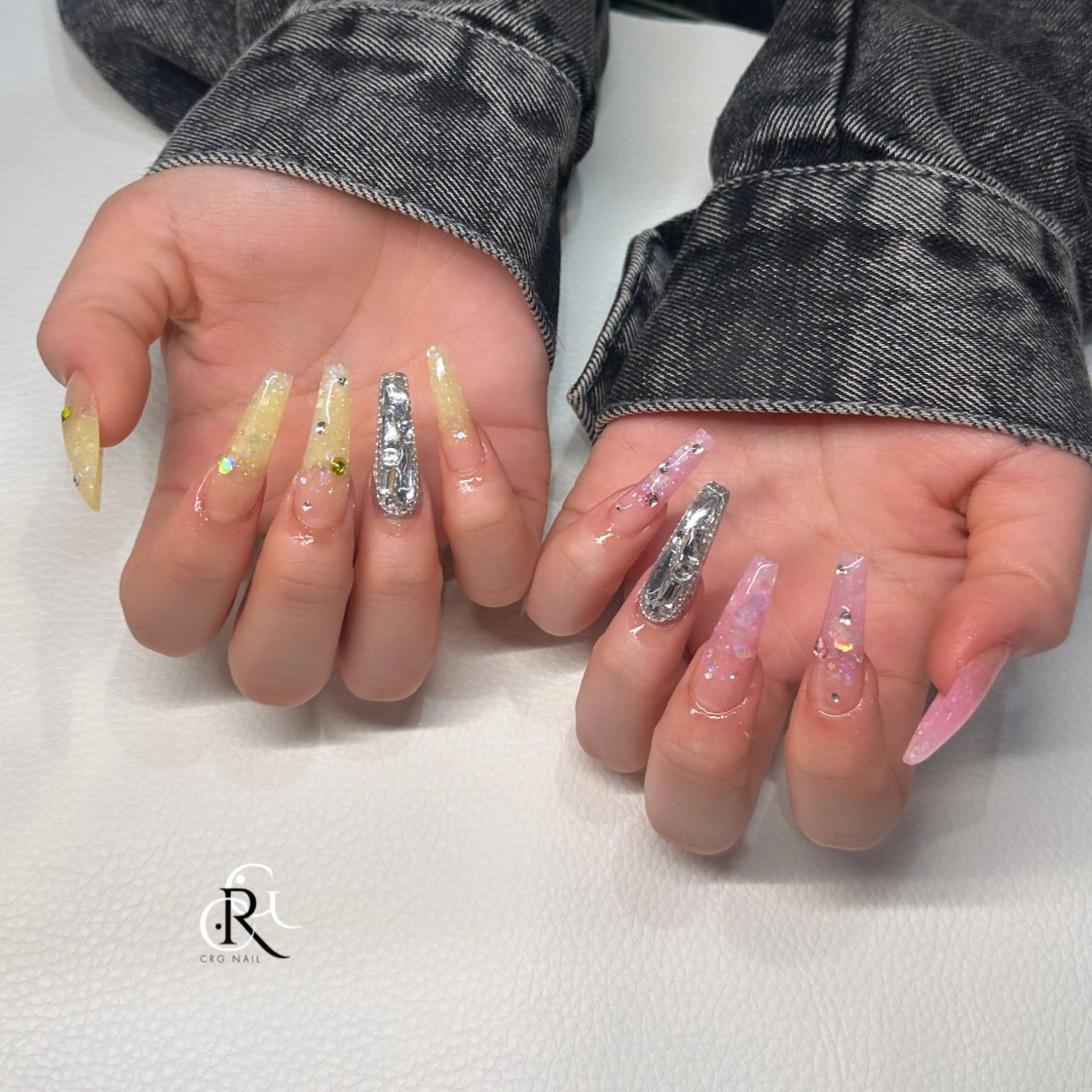 ネイル ラメ(グリッター) パステルネイル ハンドネイル 美フォルム✨ CRG　RURIのネイルデザイン