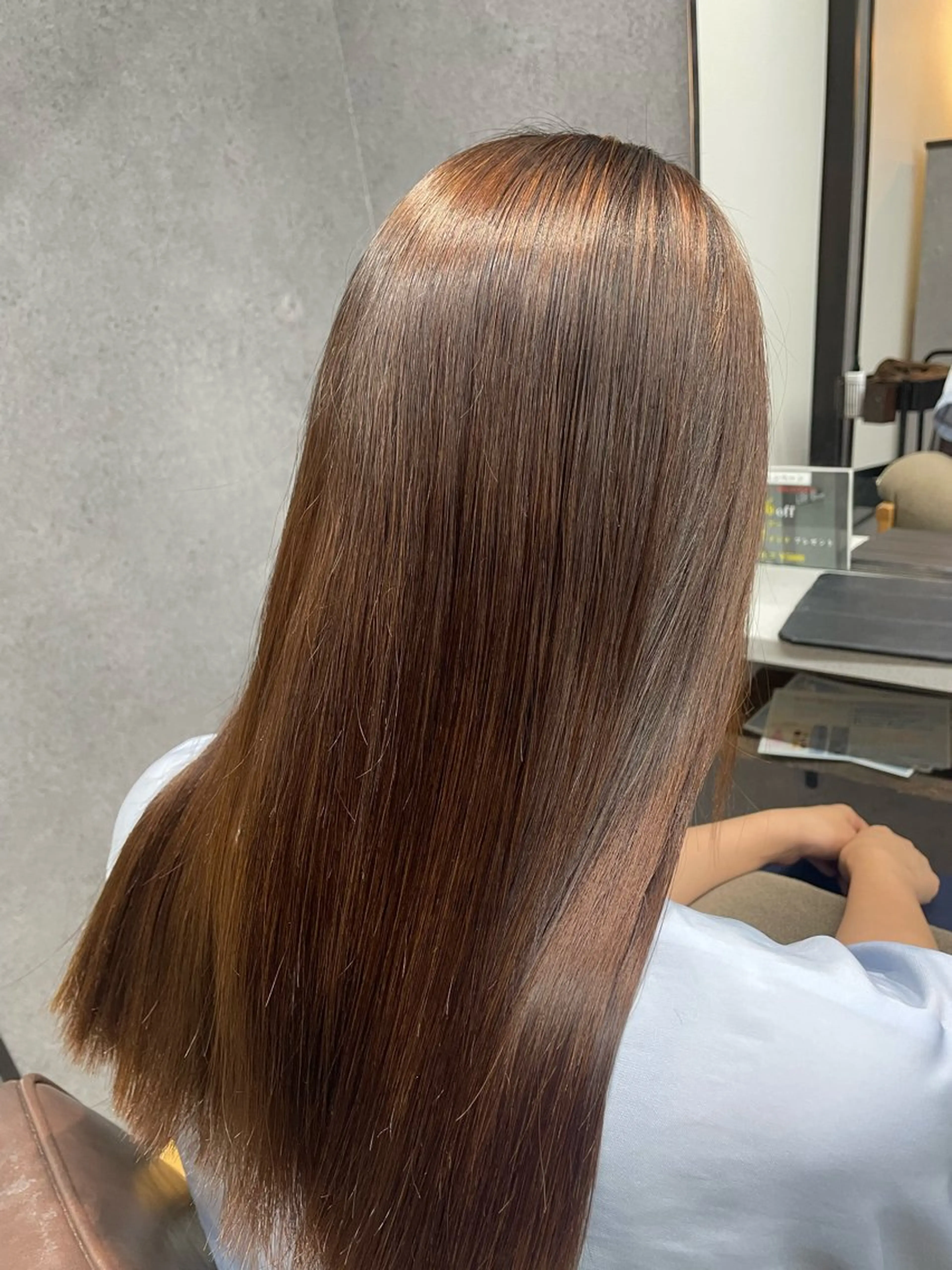 セミロング パーマ セミロングパーマ ストレートパーマ 鈴木 七海のヘアスタイル