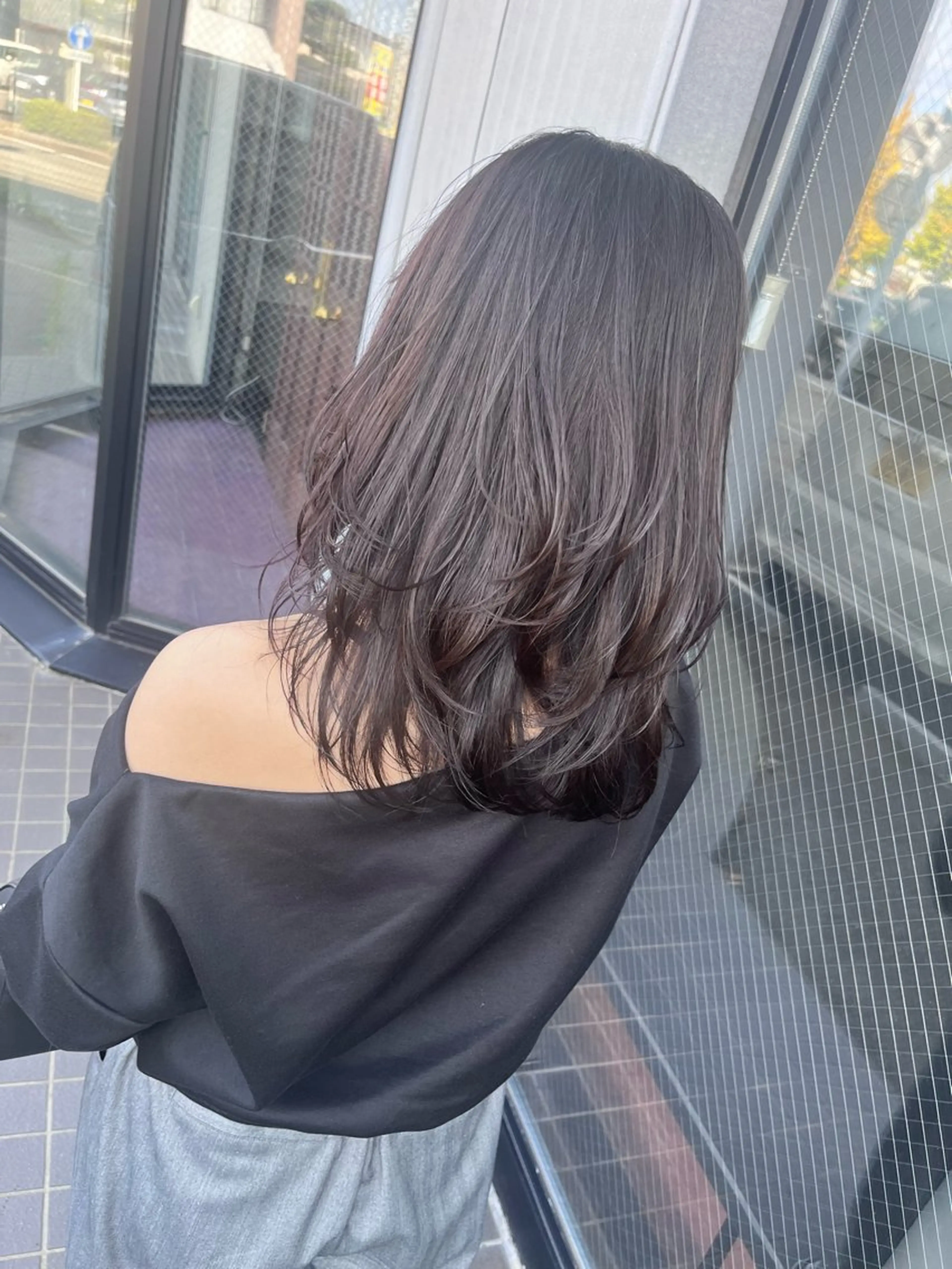 ミディアム レイヤーカット カット ヘアカラー トリートメント 柔らかstyle MIYUUのヘアスタイル