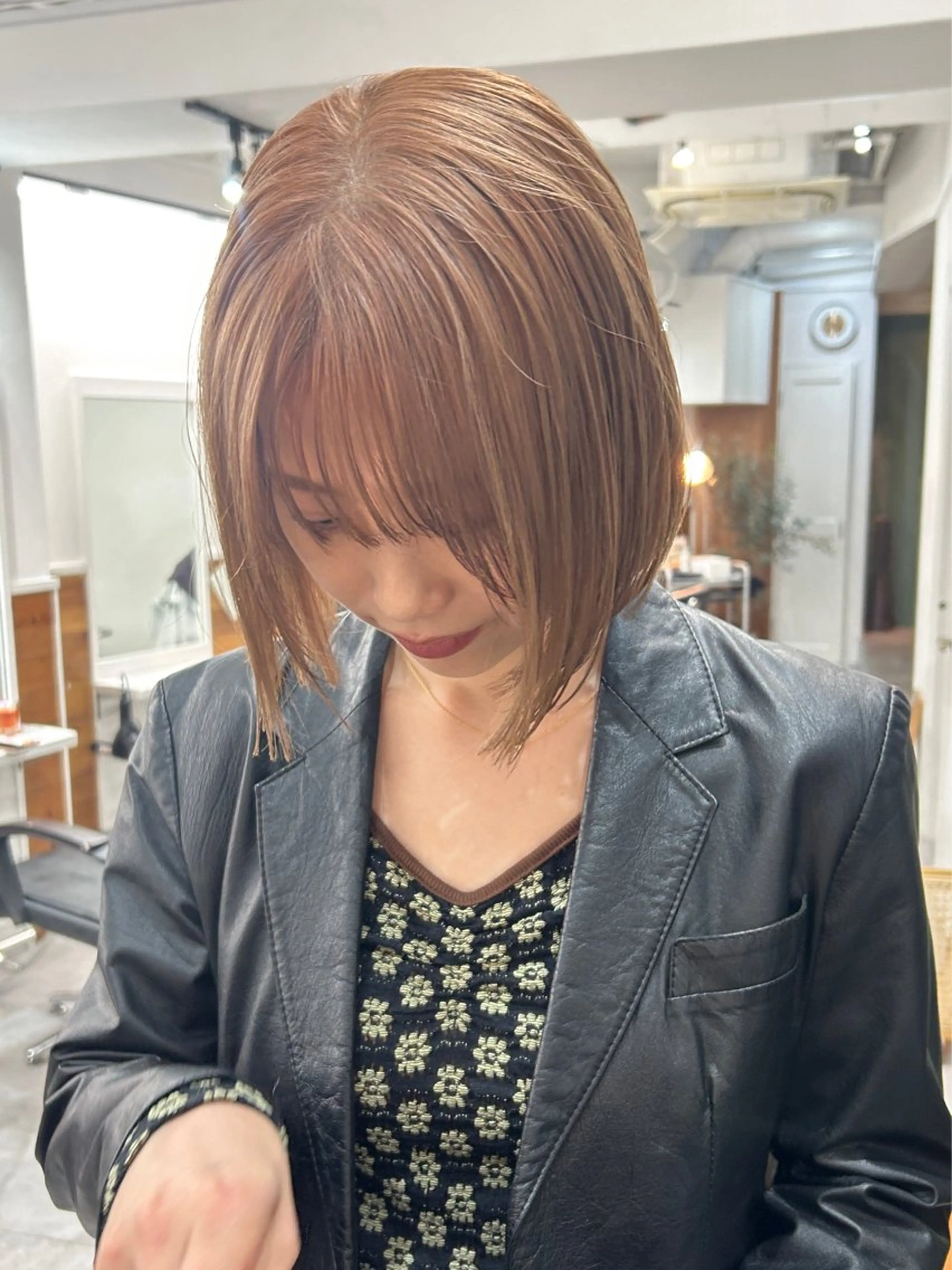 ミディアム カラー カット ヘアカラー トリートメント ボブ/透明感カラー /サナ🌼のヘアスタイル