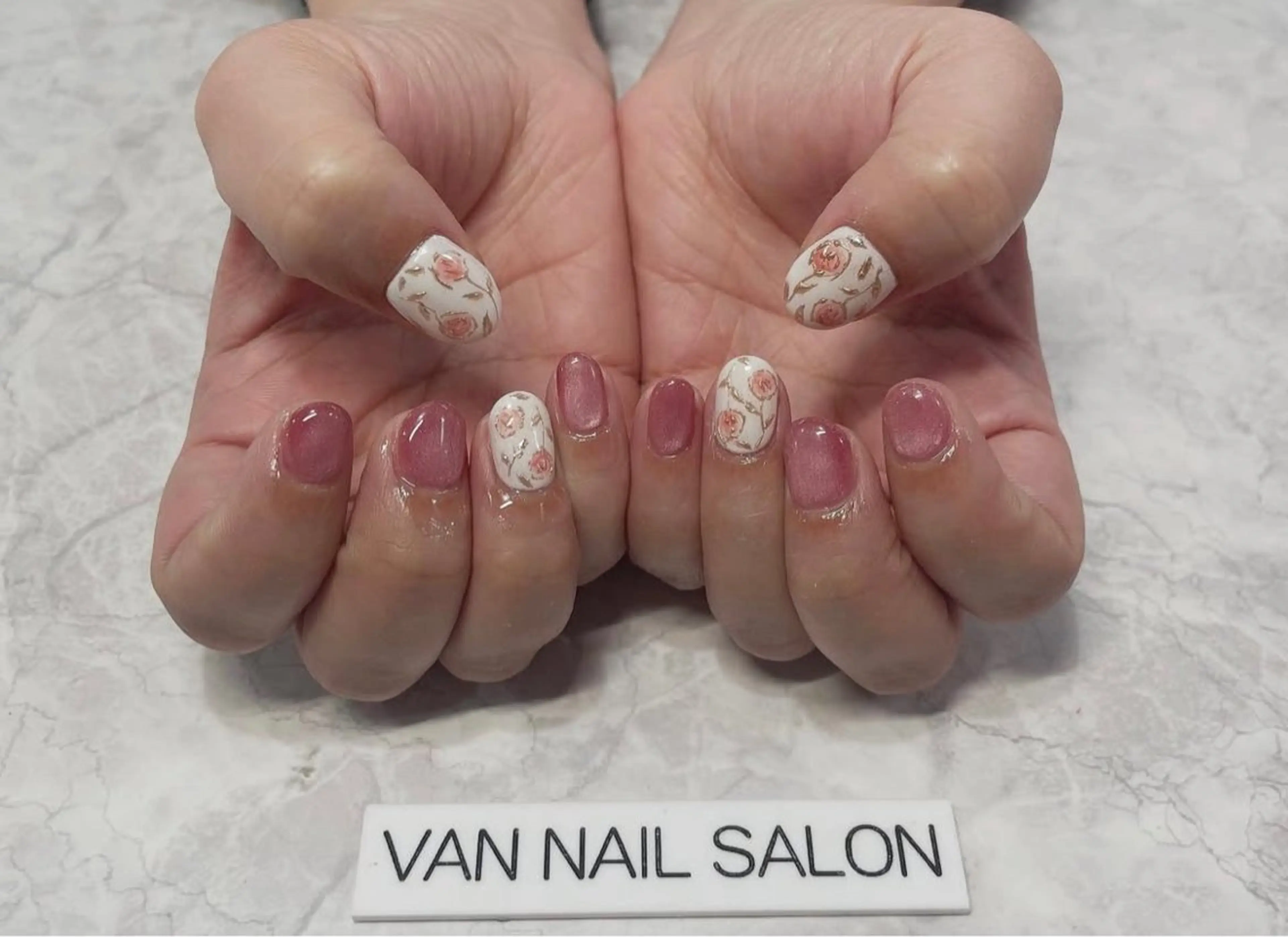 ネイル Van Nail 本厚木店所属・Van Nail Salonのネイルデザイン