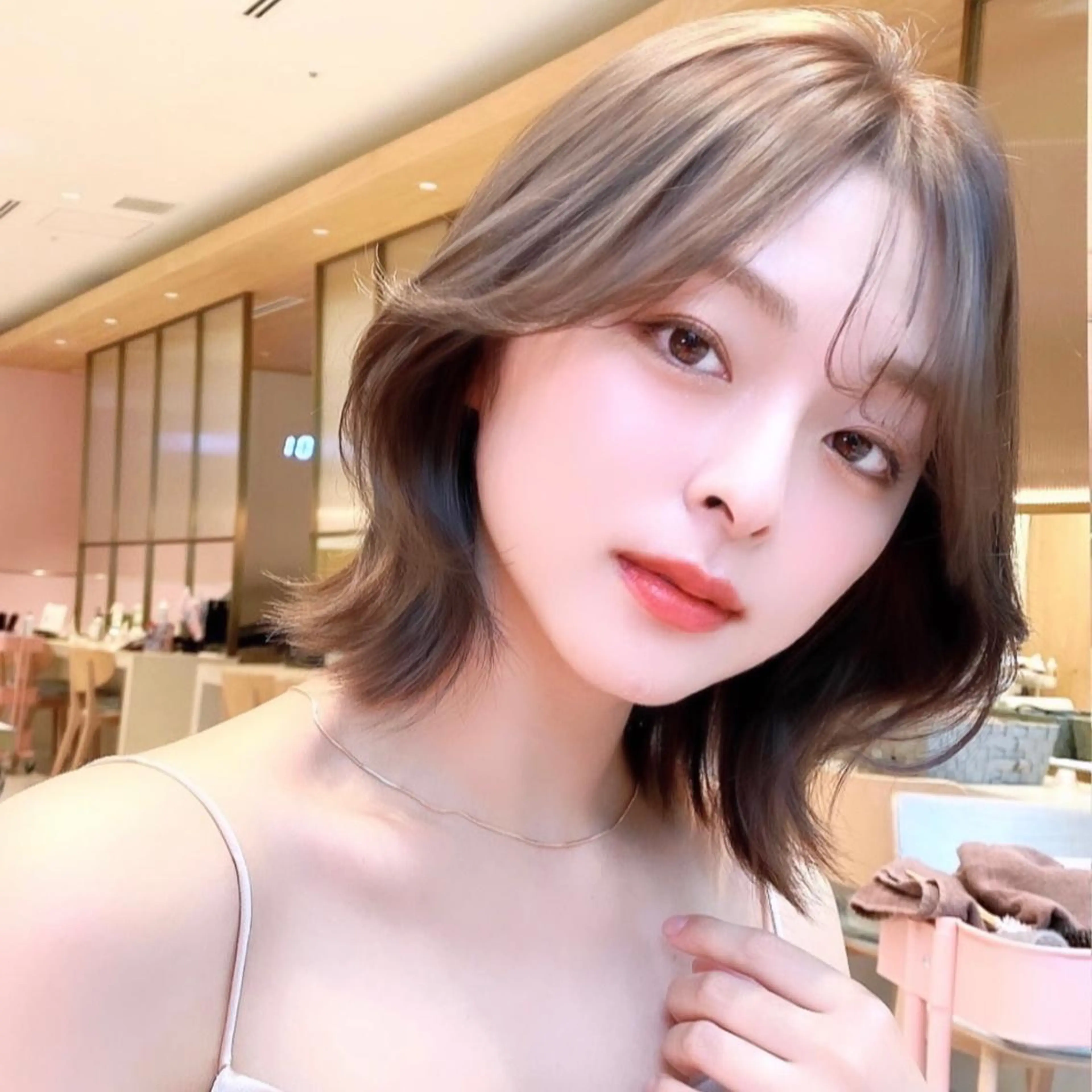 ミディアム カット ヘアカラー トリートメント 韓国くびれレイヤー 🇰🇷はづきのヘアスタイル
