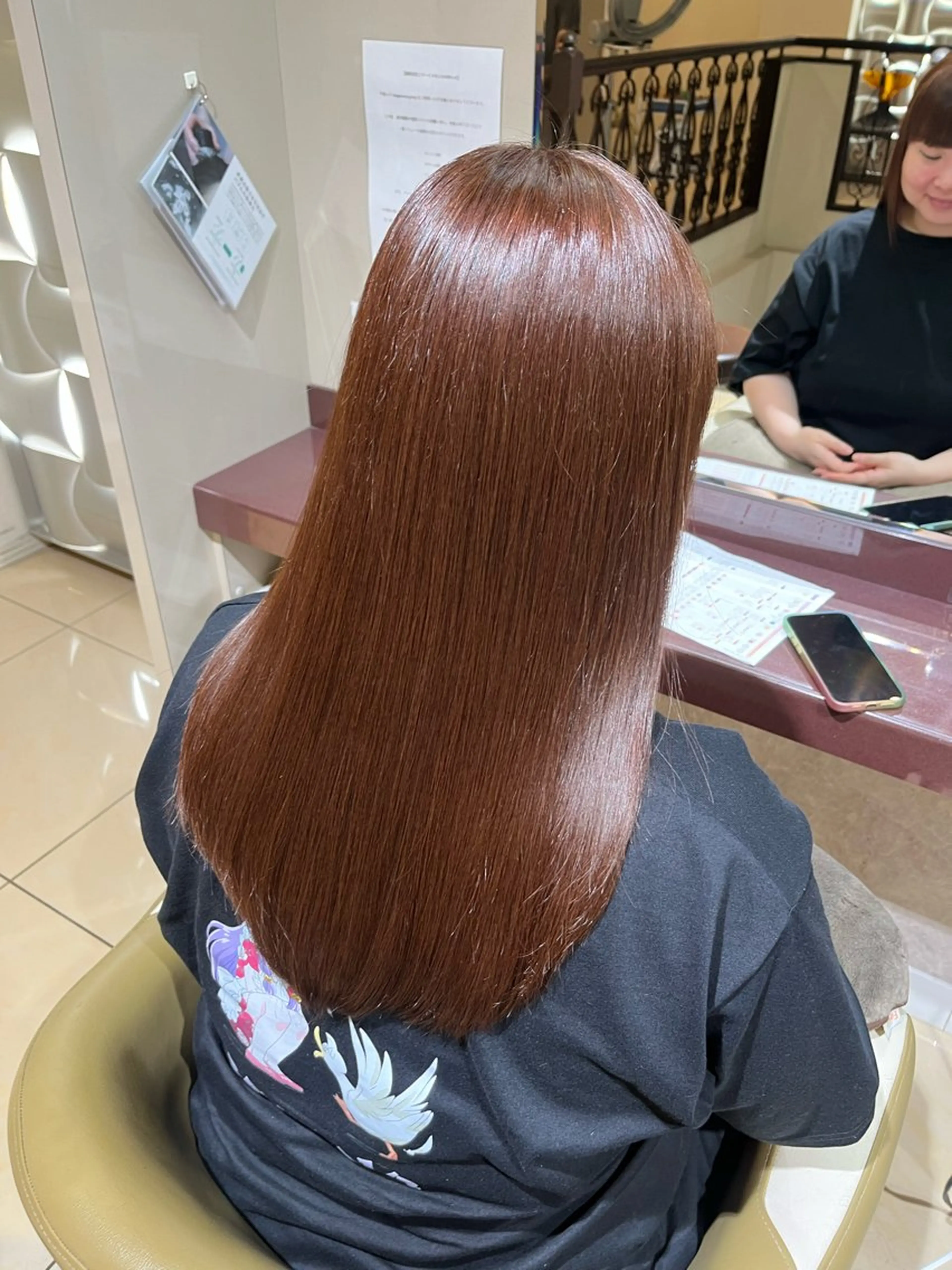 カラー 川本 桃華のヘアスタイル