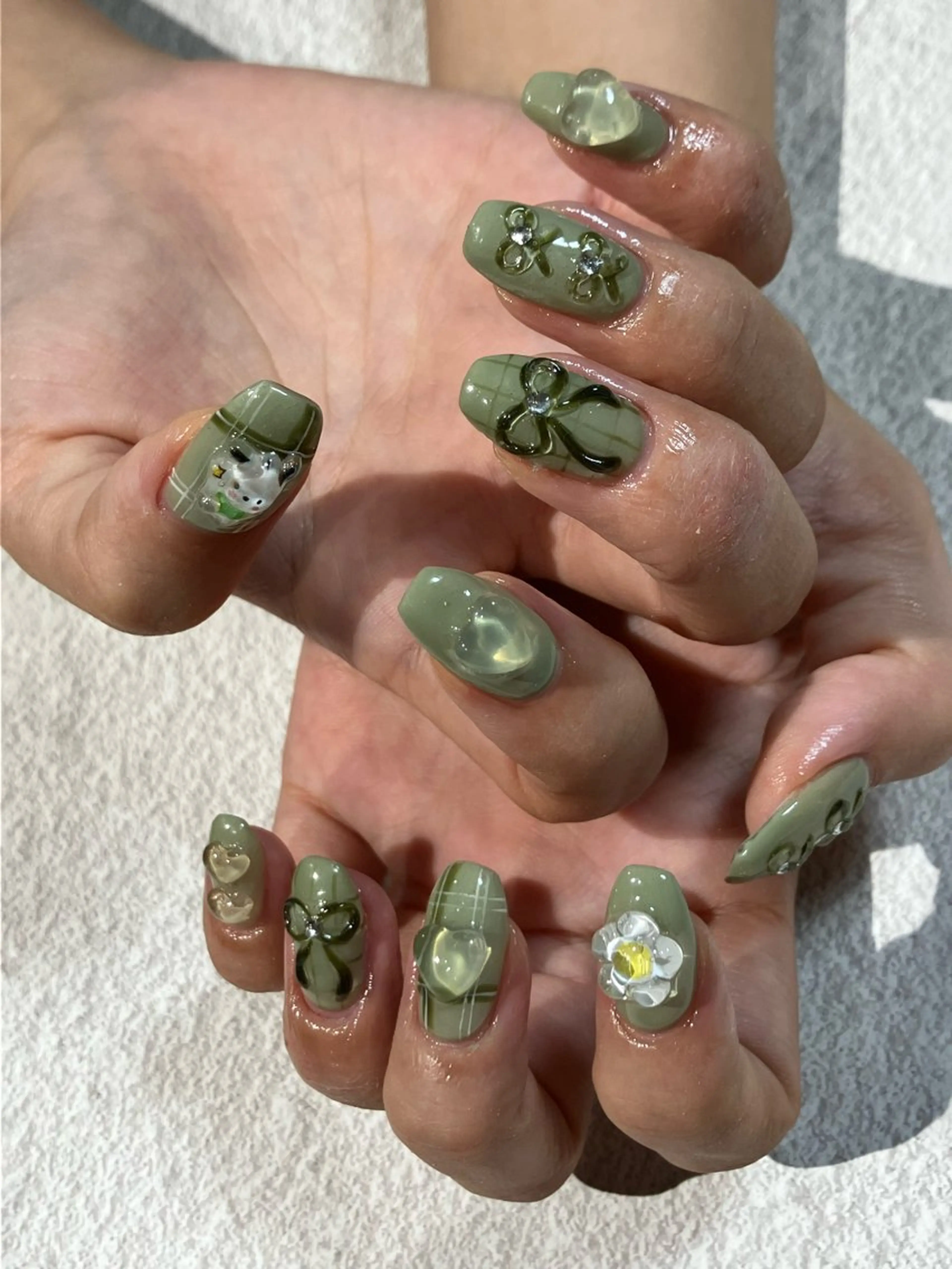 ネイル OAKたまプラ ANZUのネイルデザイン