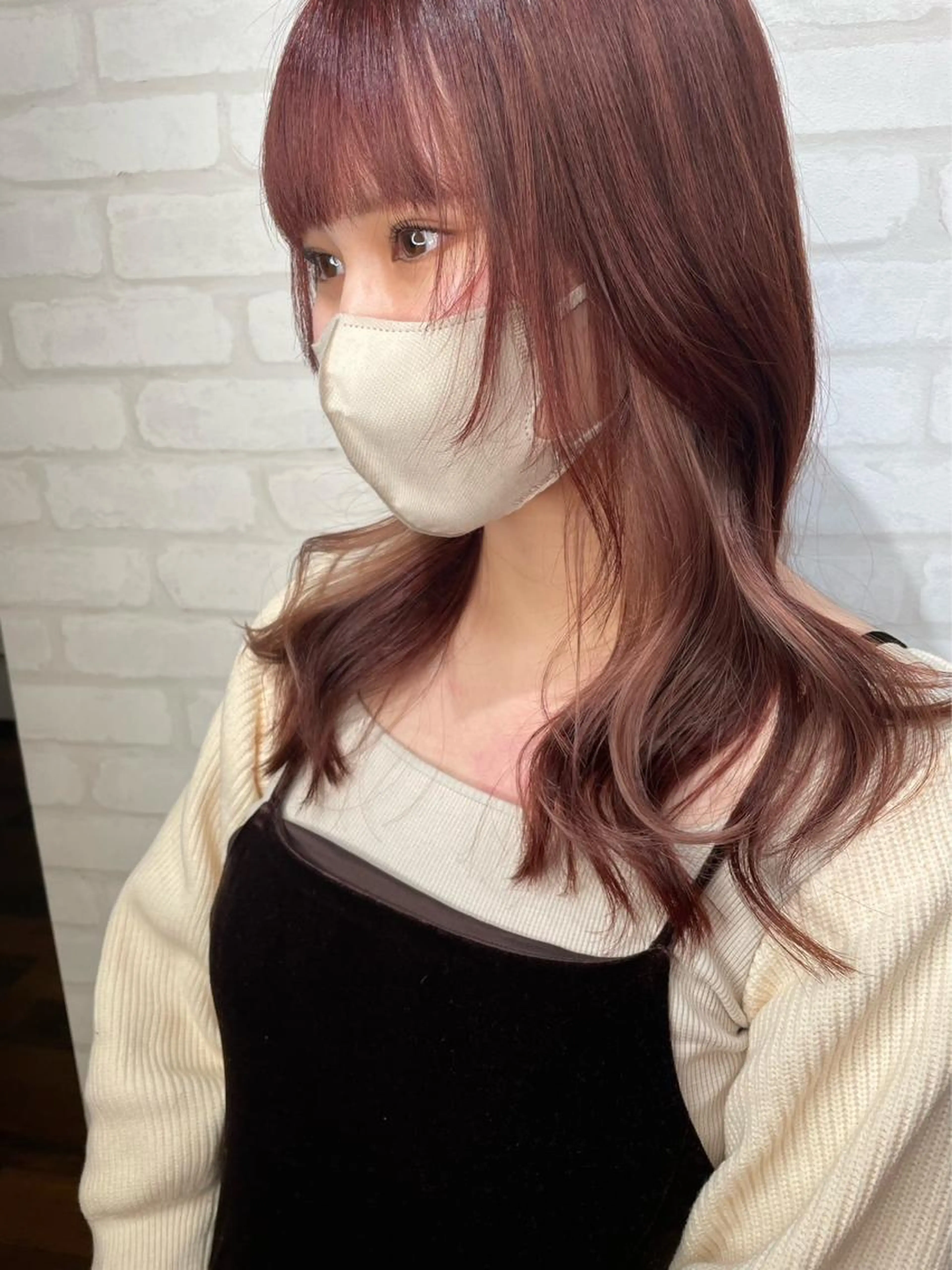 🌟ミニモ限定🌟イヤリング、インナーカラー¥11000円　　　　　　　　　　　　　　　　4stepトリートメント付きの写真