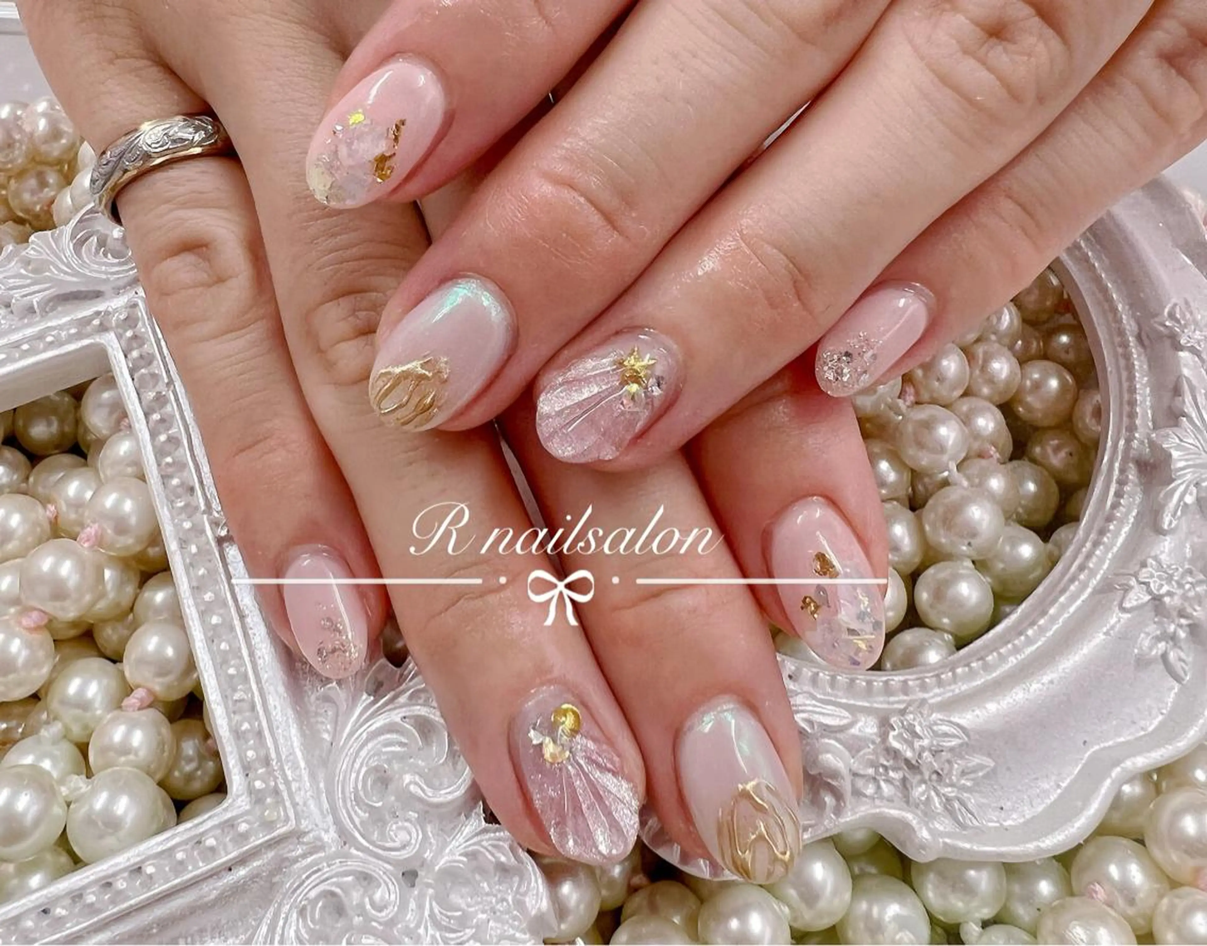 ミディアム ハンドネイル R NAILSALONのネイルデザイン