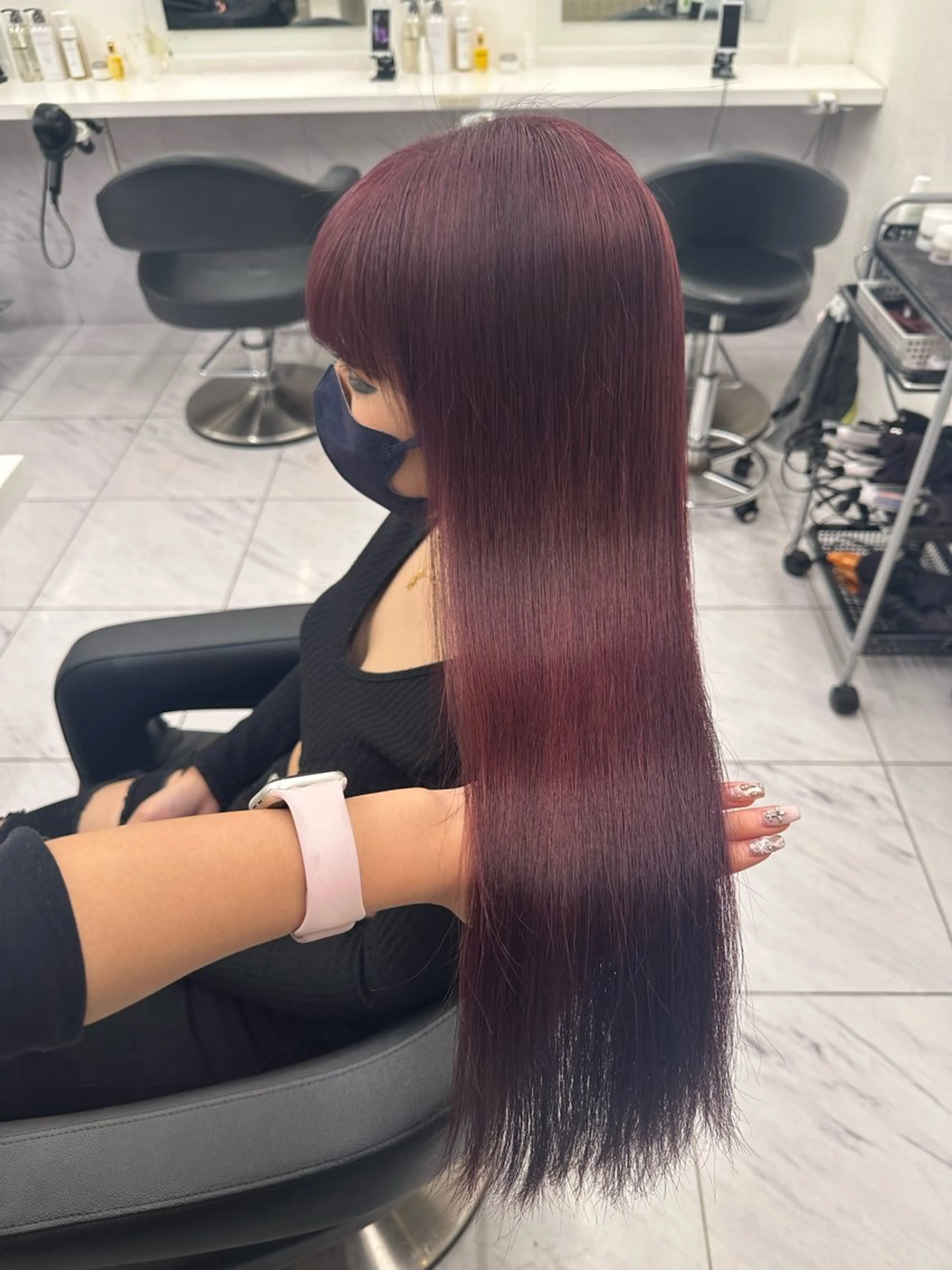 ロング カラー ベージュカラー 黒髪 ブリーチ ブルーカラー ブルーブラック 🪞ハイトーン🪞 🤍waka🤍のヘアスタイル