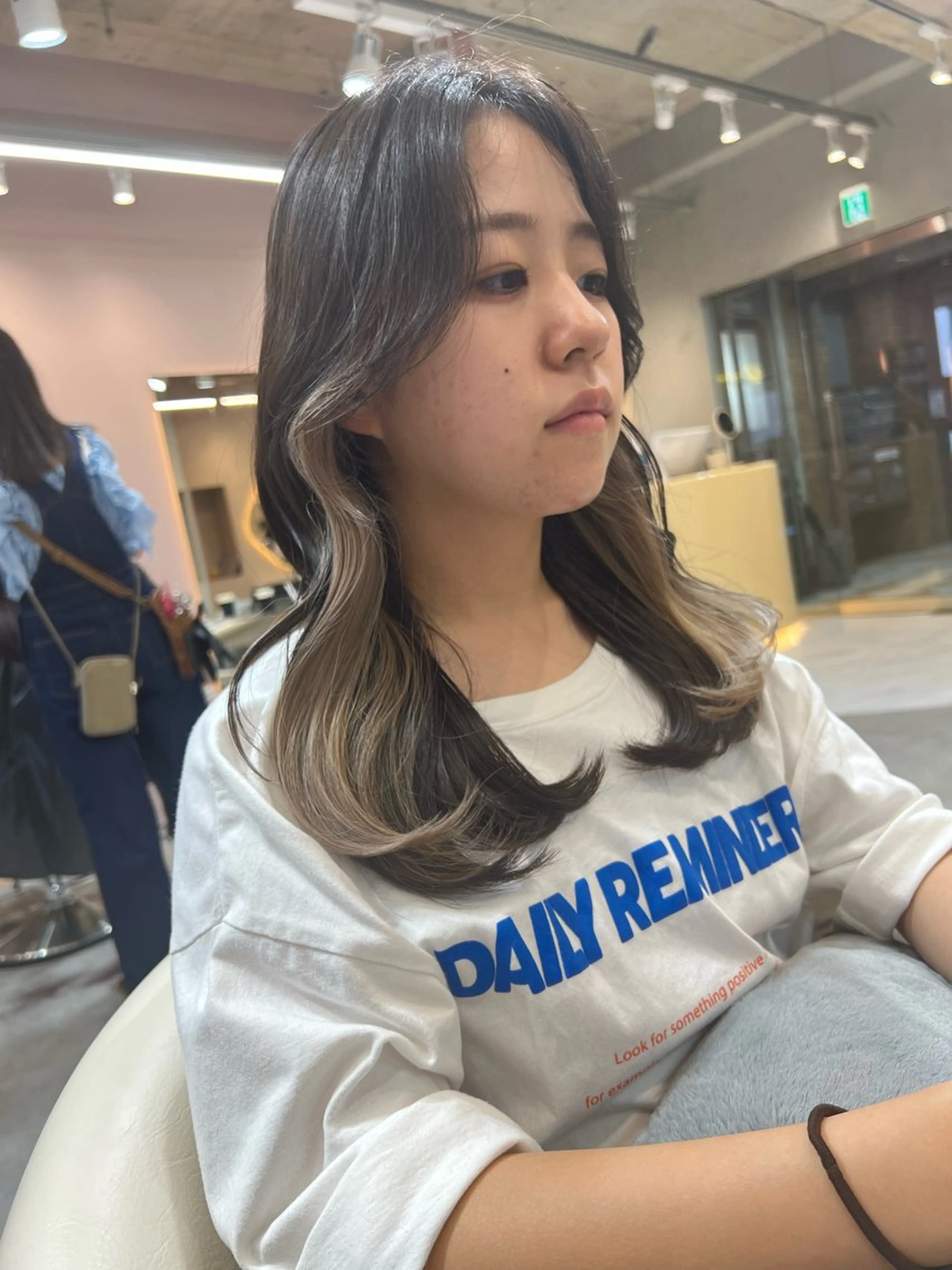 セミロング カラー ヘアアレンジ ベージュカラー ブリーチ ホワイトベージュ 🇰🇷韓国メンズ 特化🇰🇷松永恭征のヘアスタイル