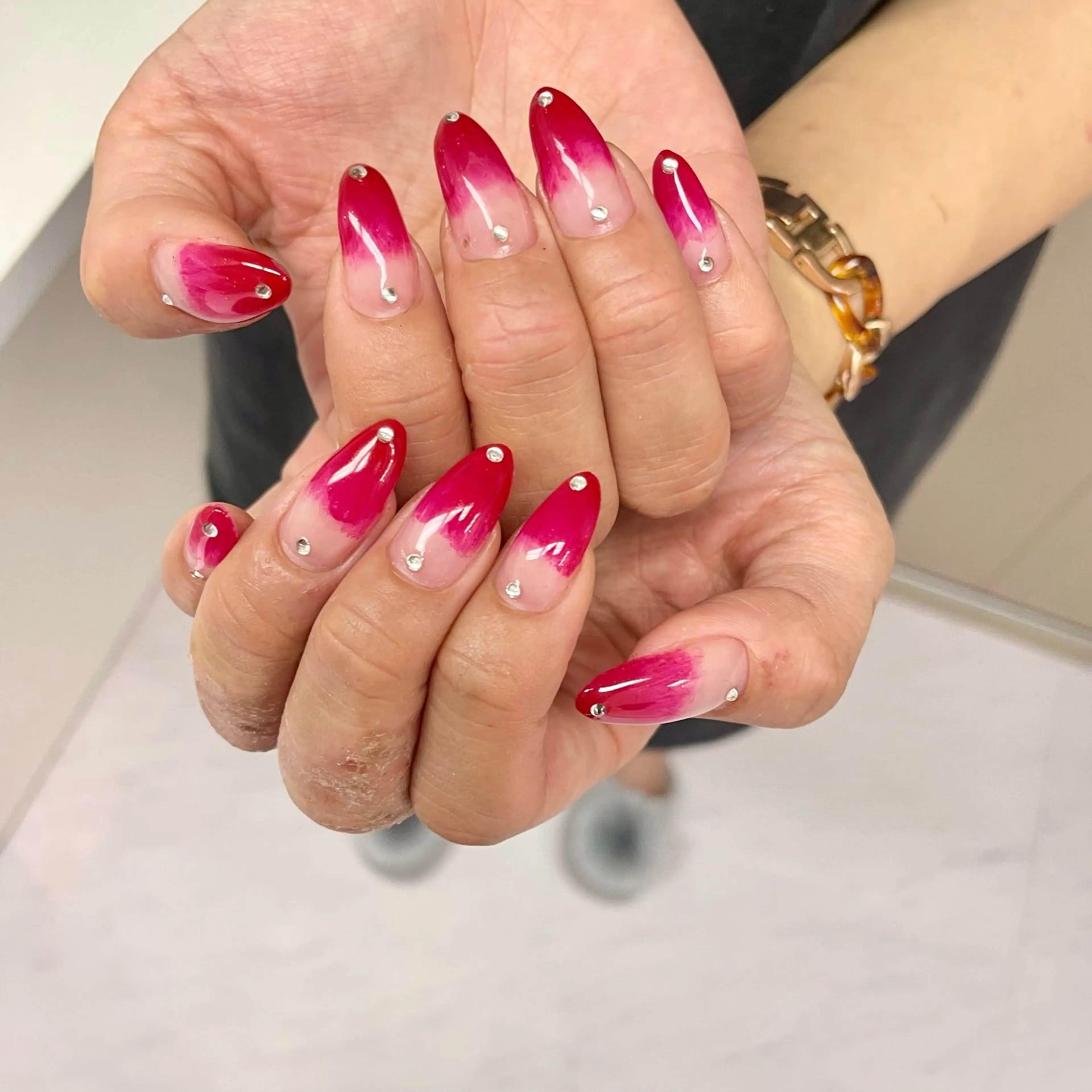 ネイル ハンドネイル 大阪福島 韓国まつげ Sayaka🤍🐩のマツエク・マツパデザイン