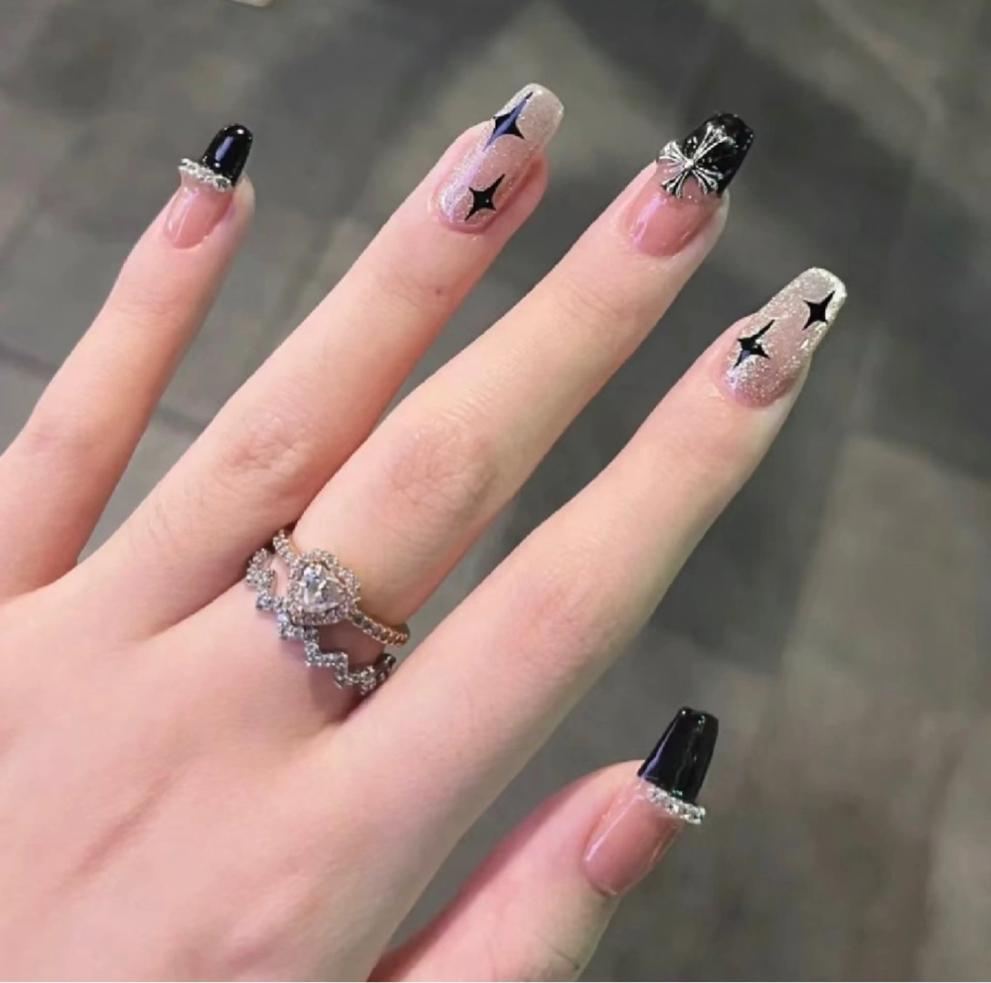 ネイル ハンドネイル ハンドケア 🤩 Yuliaユリアのネイルデザイン