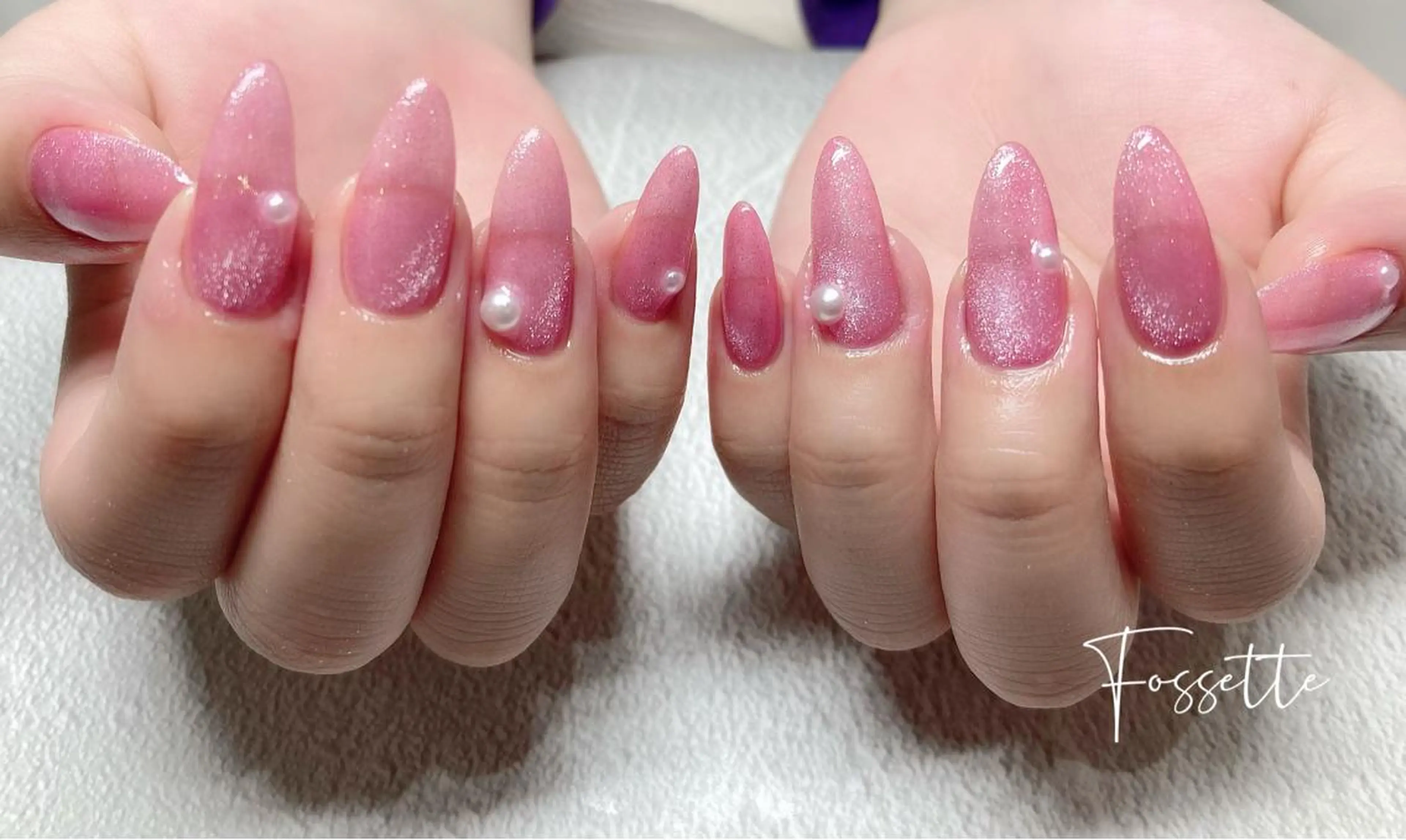 ネイル キラキラネイル ロングネイル マグネットネイル ピンク 春ネイル nailsalon Fossetteのネイルデザイン