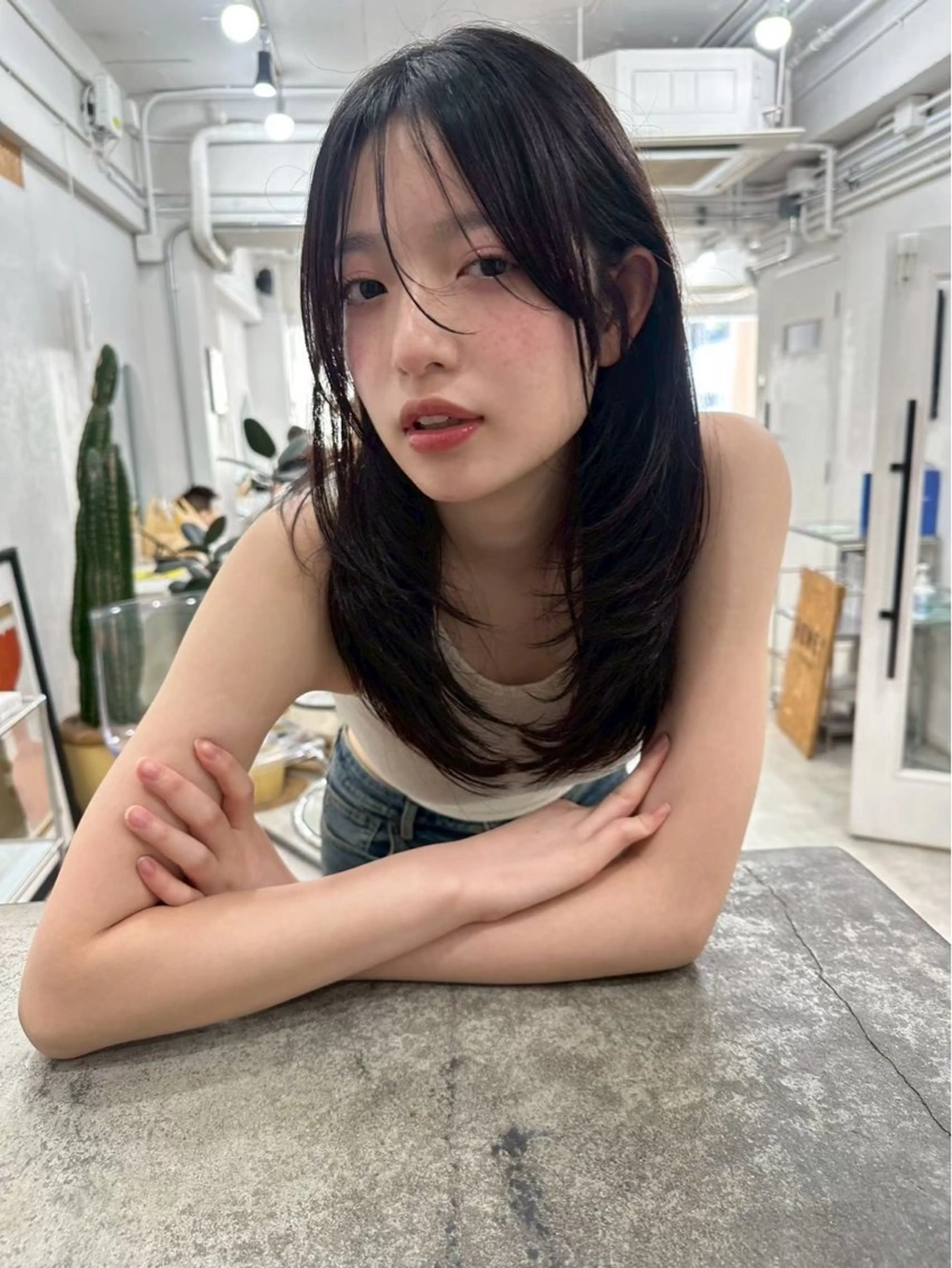 セミロング 松谷 瑞姫のヘアスタイル