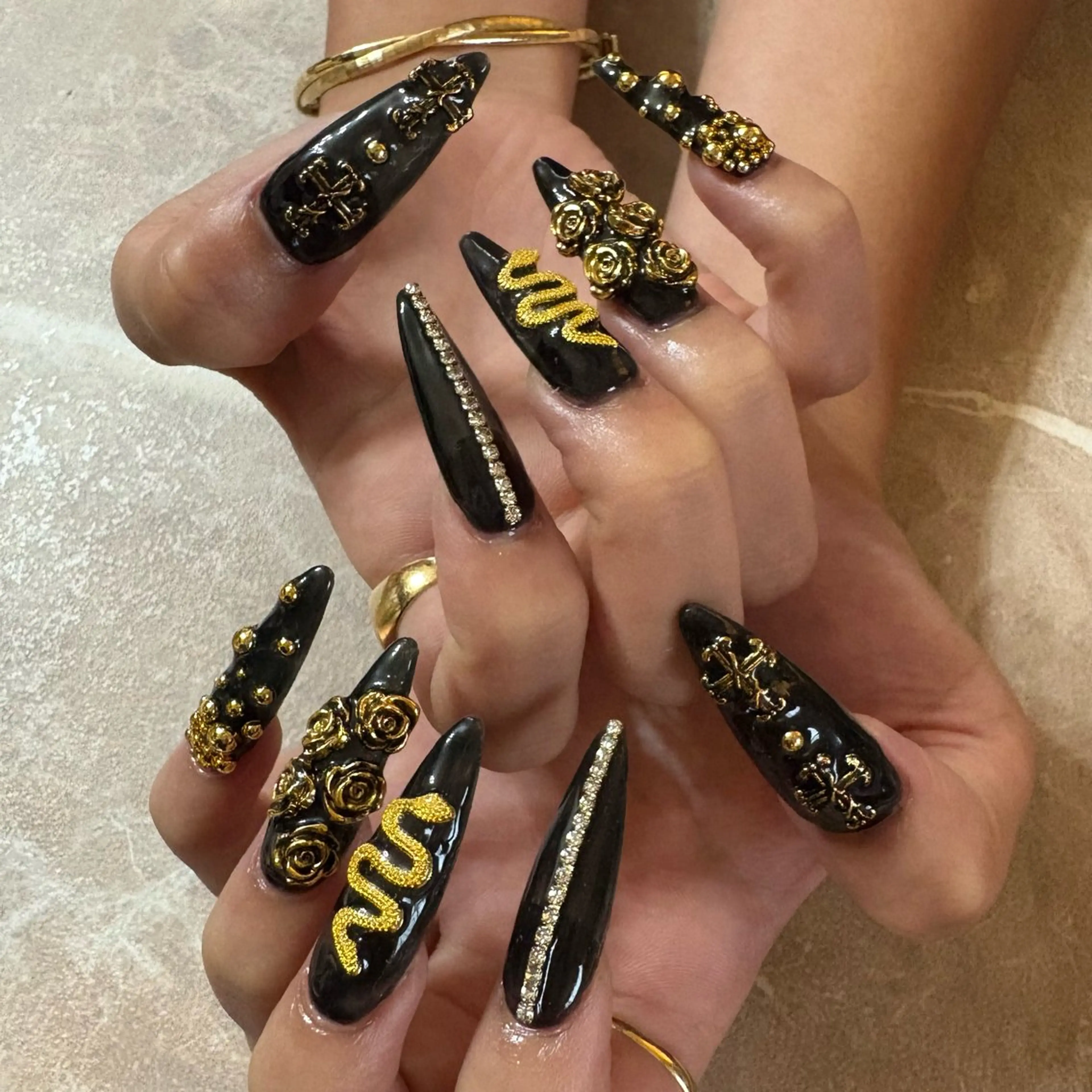 ネイル 佐々木 優衣のネイルデザイン