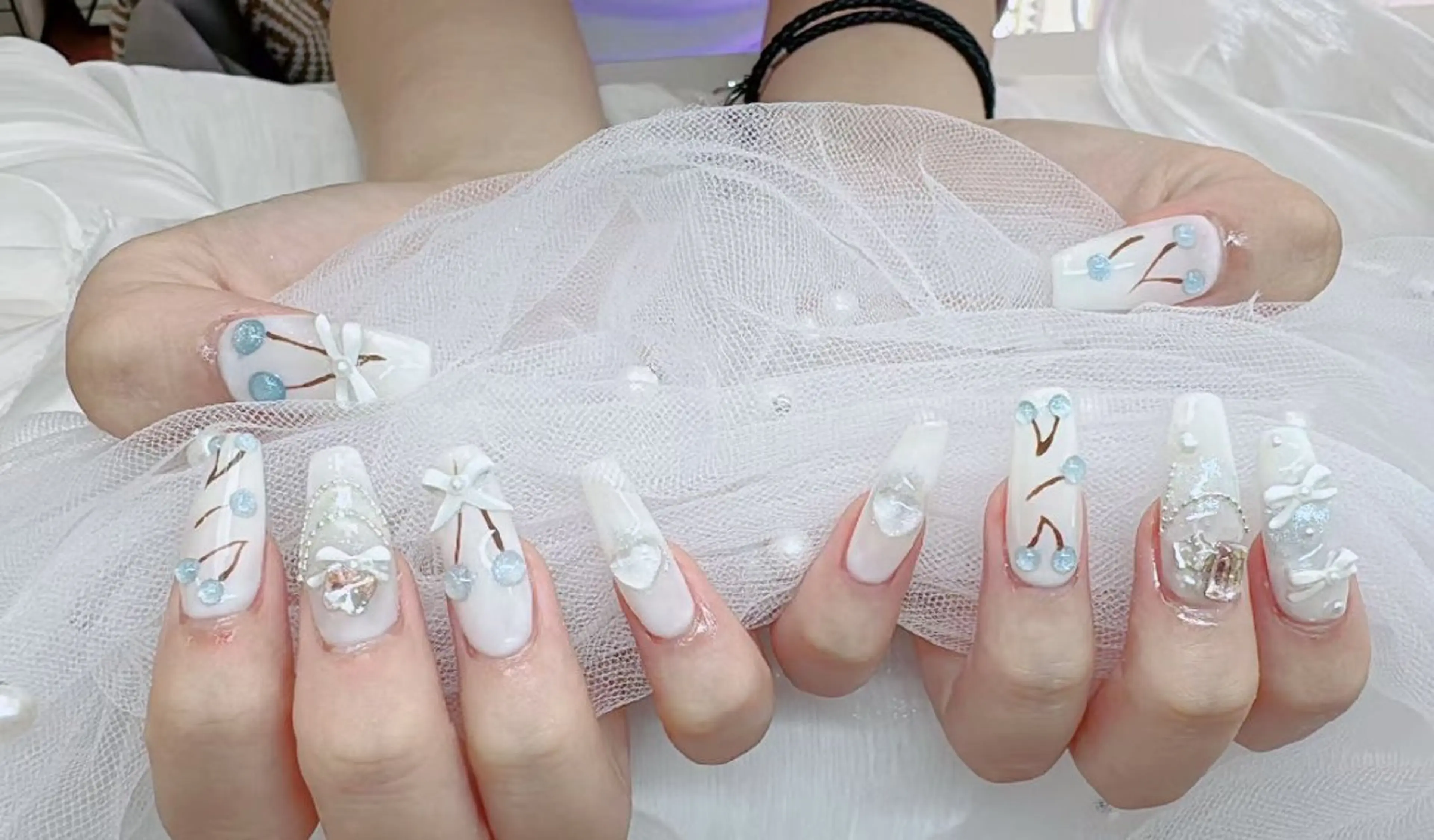 ネイル フットネイル フレンチネイル ジェルネイル ガラスフレンチ 韓国ネイル ハンドネイル ハンドケア The  Nail 新大久保店のその他イメージ