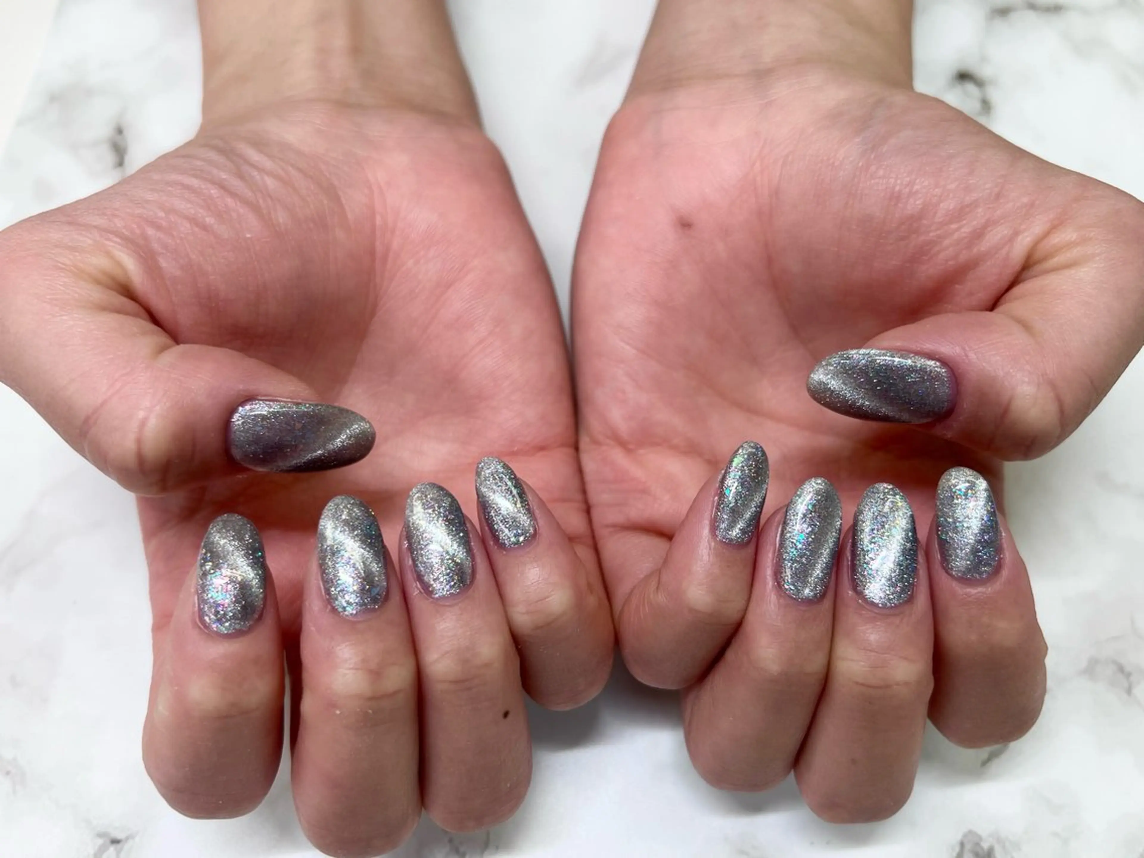 ネイル マグネットネイル Nail Salon niu 自由が丘所属・自由が丘サロン AYAME💅のネイルデザイン