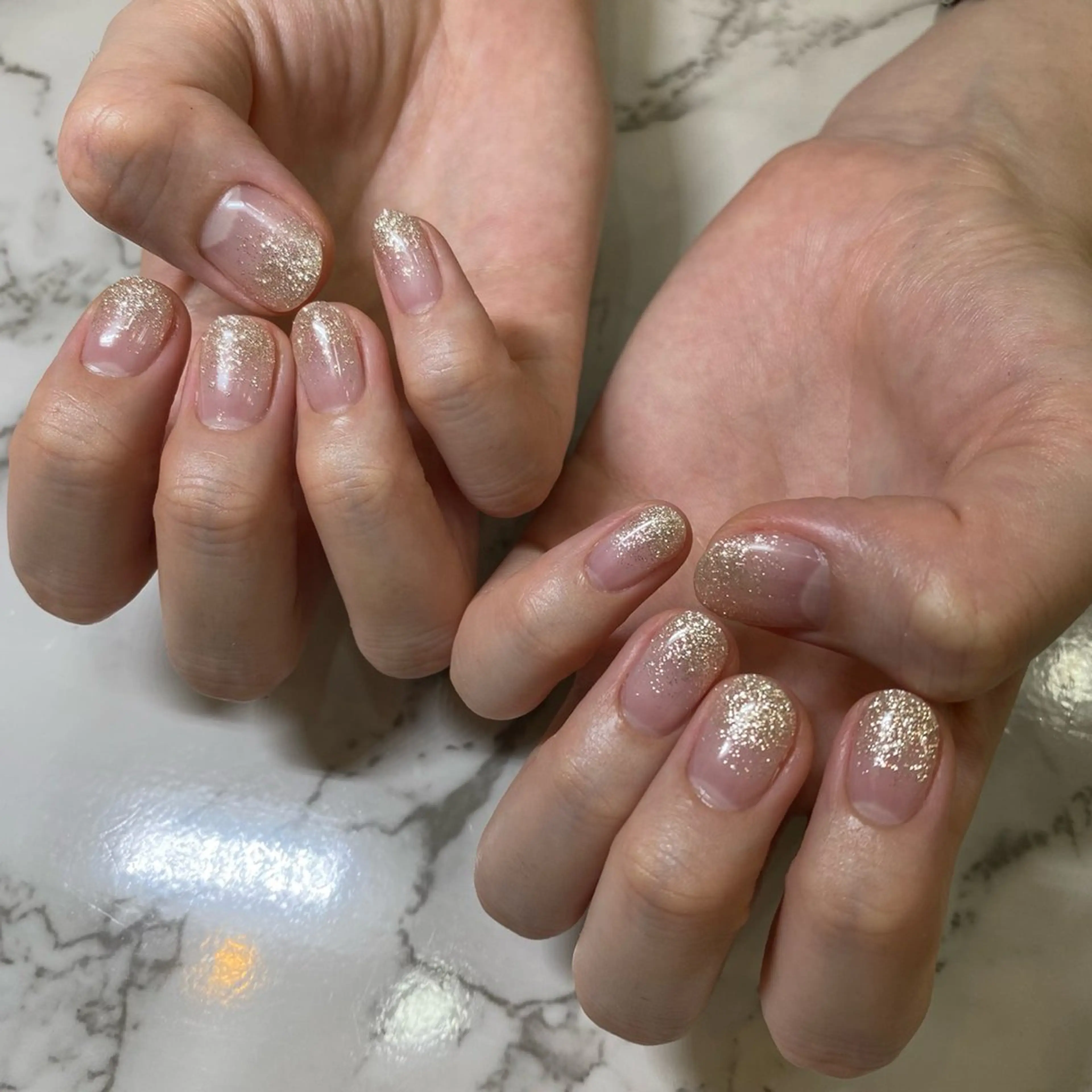 【オフなし】HAND/ラメグラデーションの写真