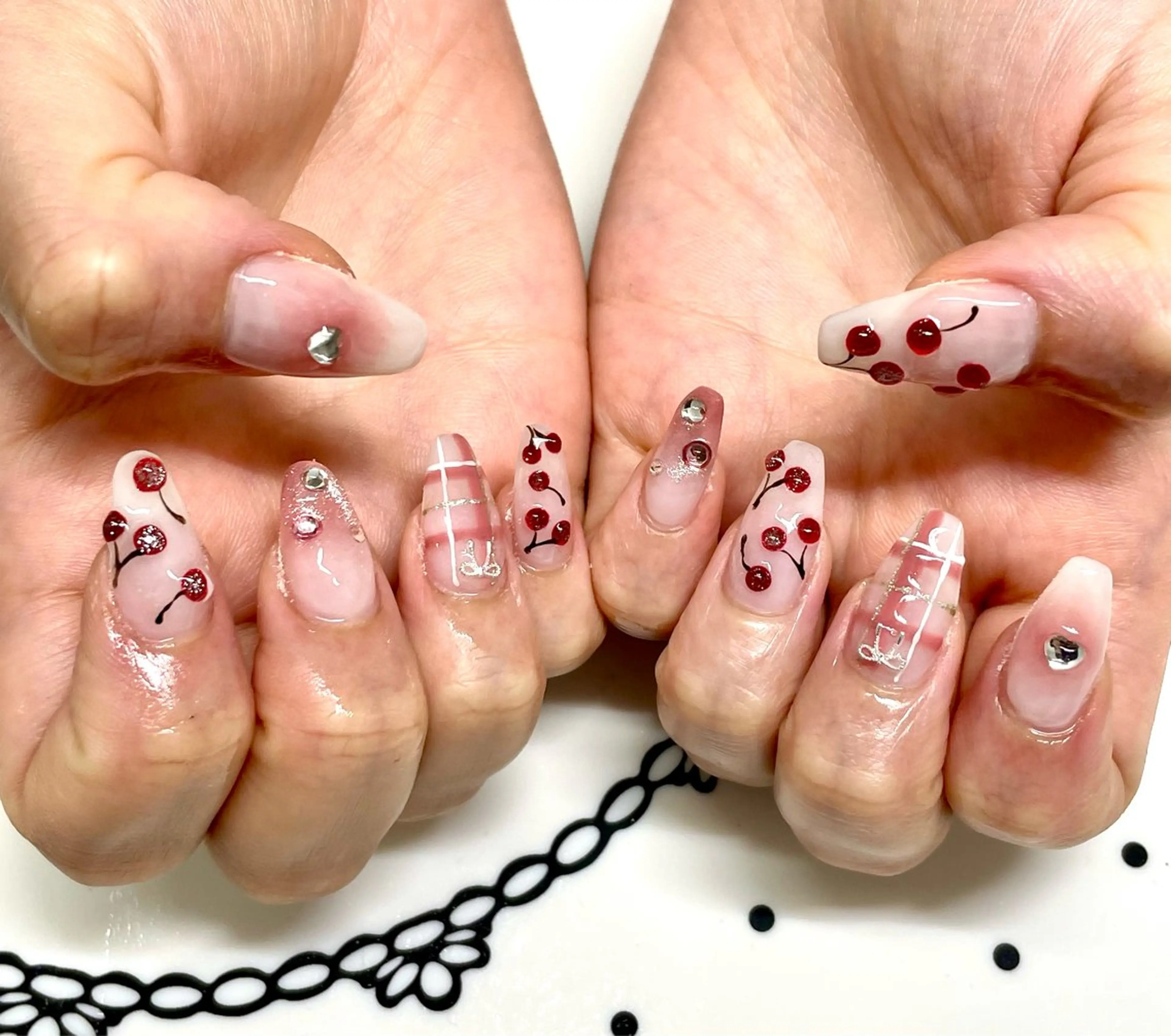 ネイル ハンドネイル nailsalon sugarr所属・nailist cocoのネイルデザイン