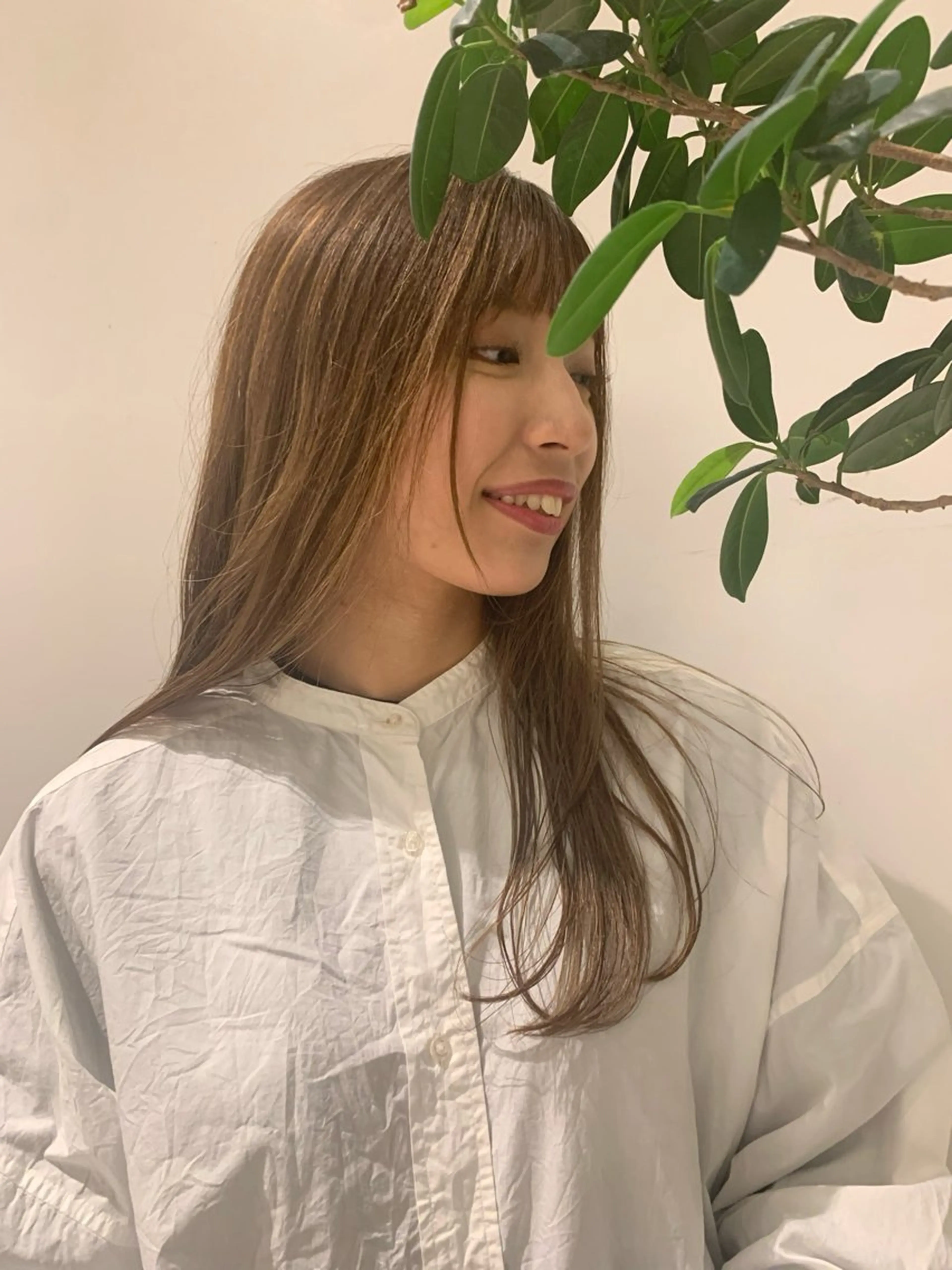 ロング カット ヘアカラー 前田 鈴晏のヘアスタイル